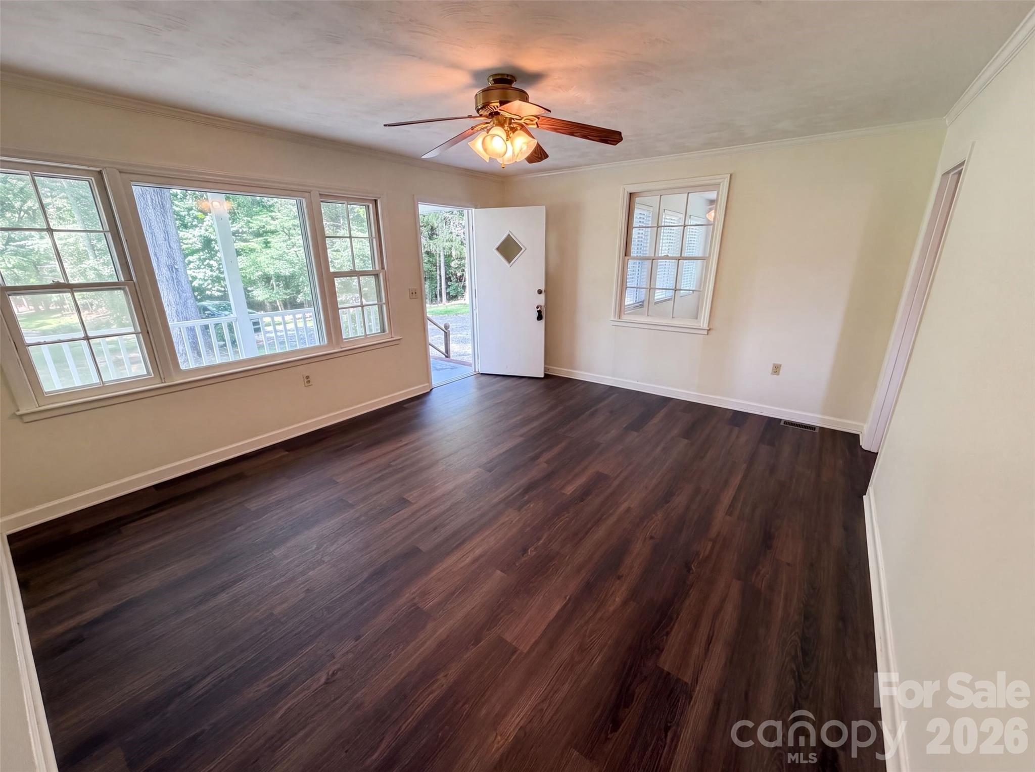 5100 Robinwood Drive — Charlotte