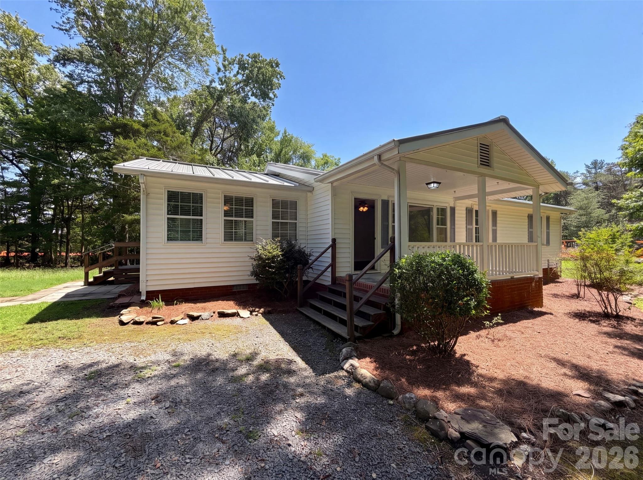 5100 Robinwood Drive — Charlotte