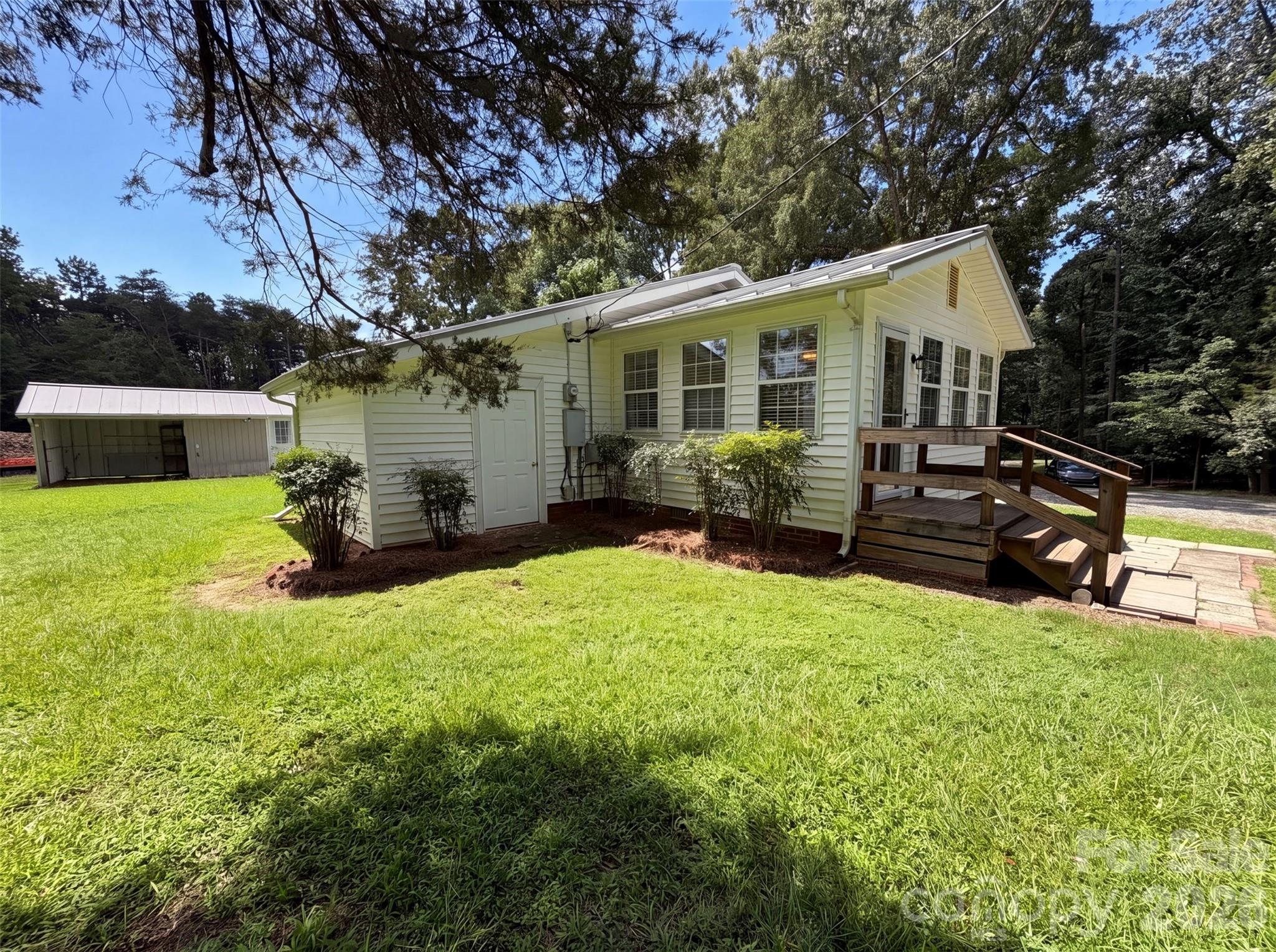 5100 Robinwood Drive — Charlotte