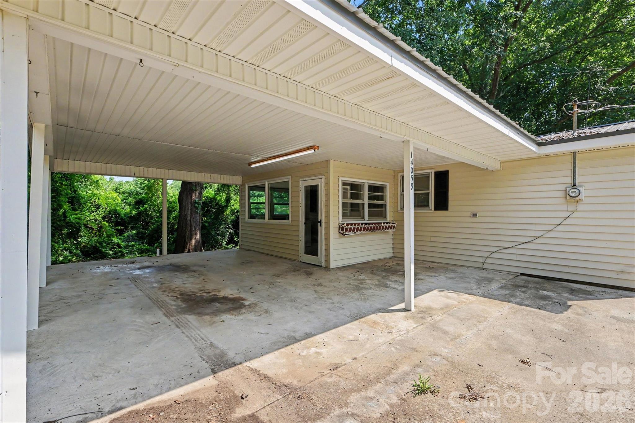 14059 W Highway 55 Highway — Blacksburg