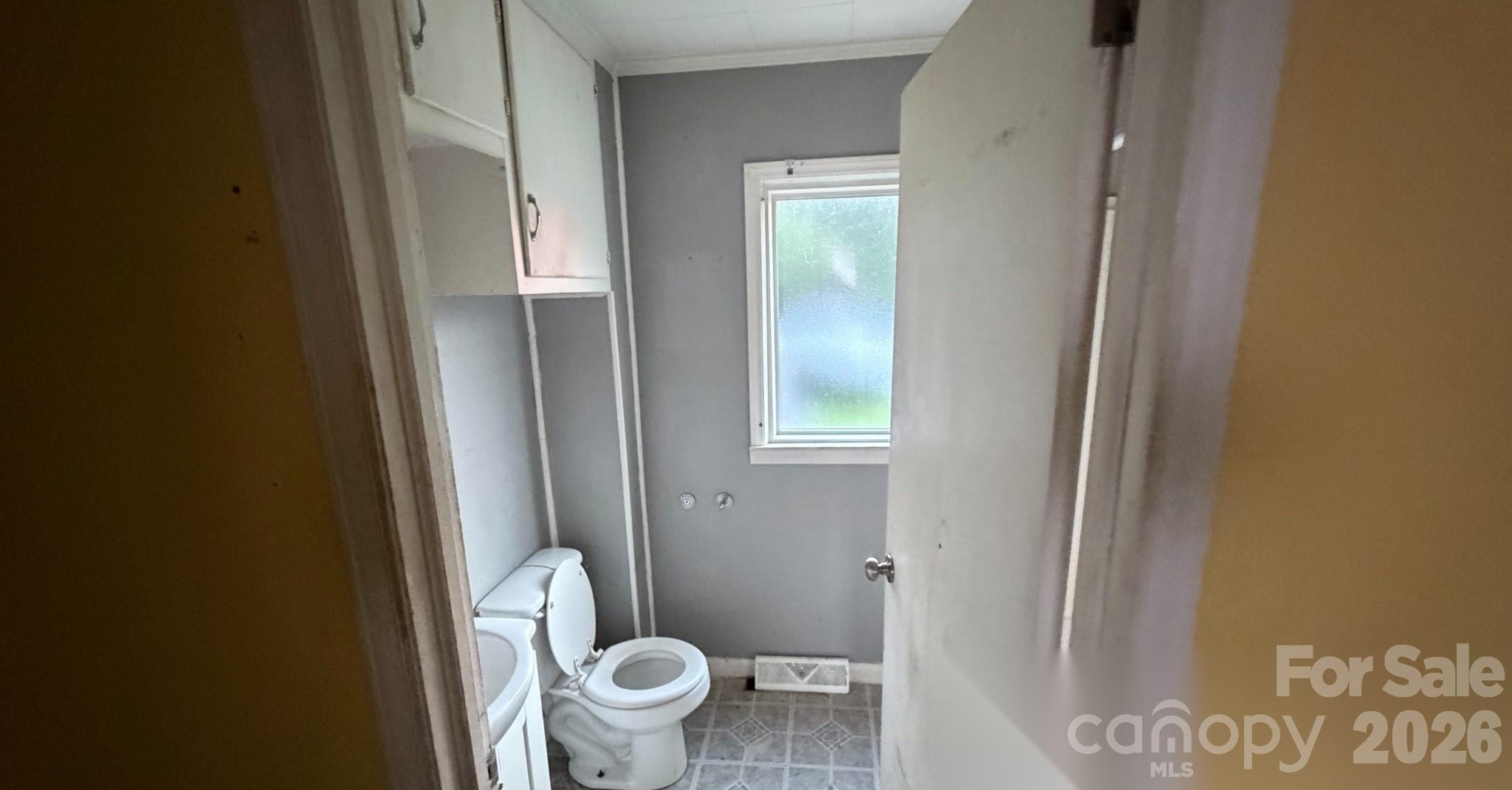 803 S Grove Street — Lincolnton
