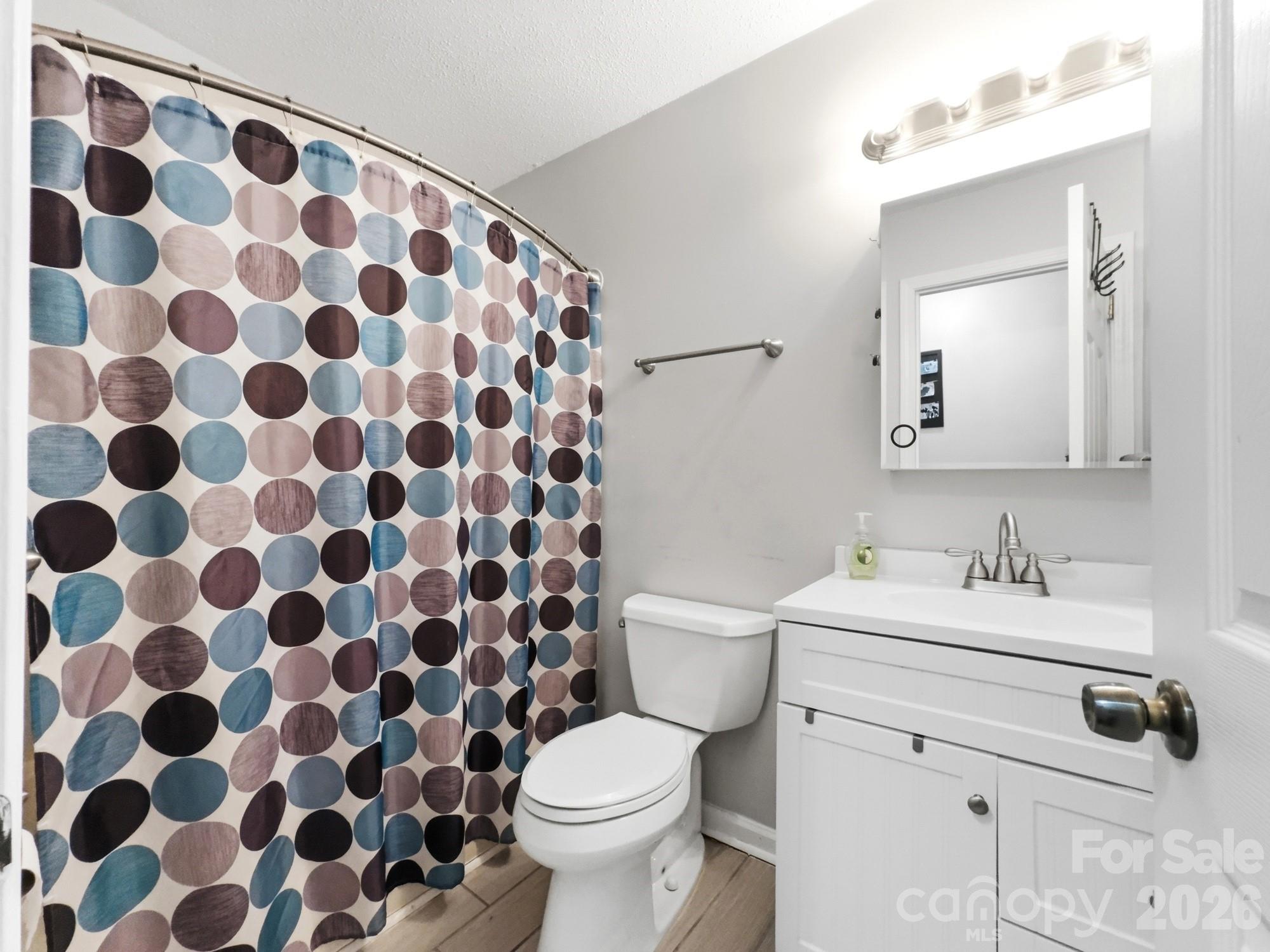 34295 Springdale Drive — New London