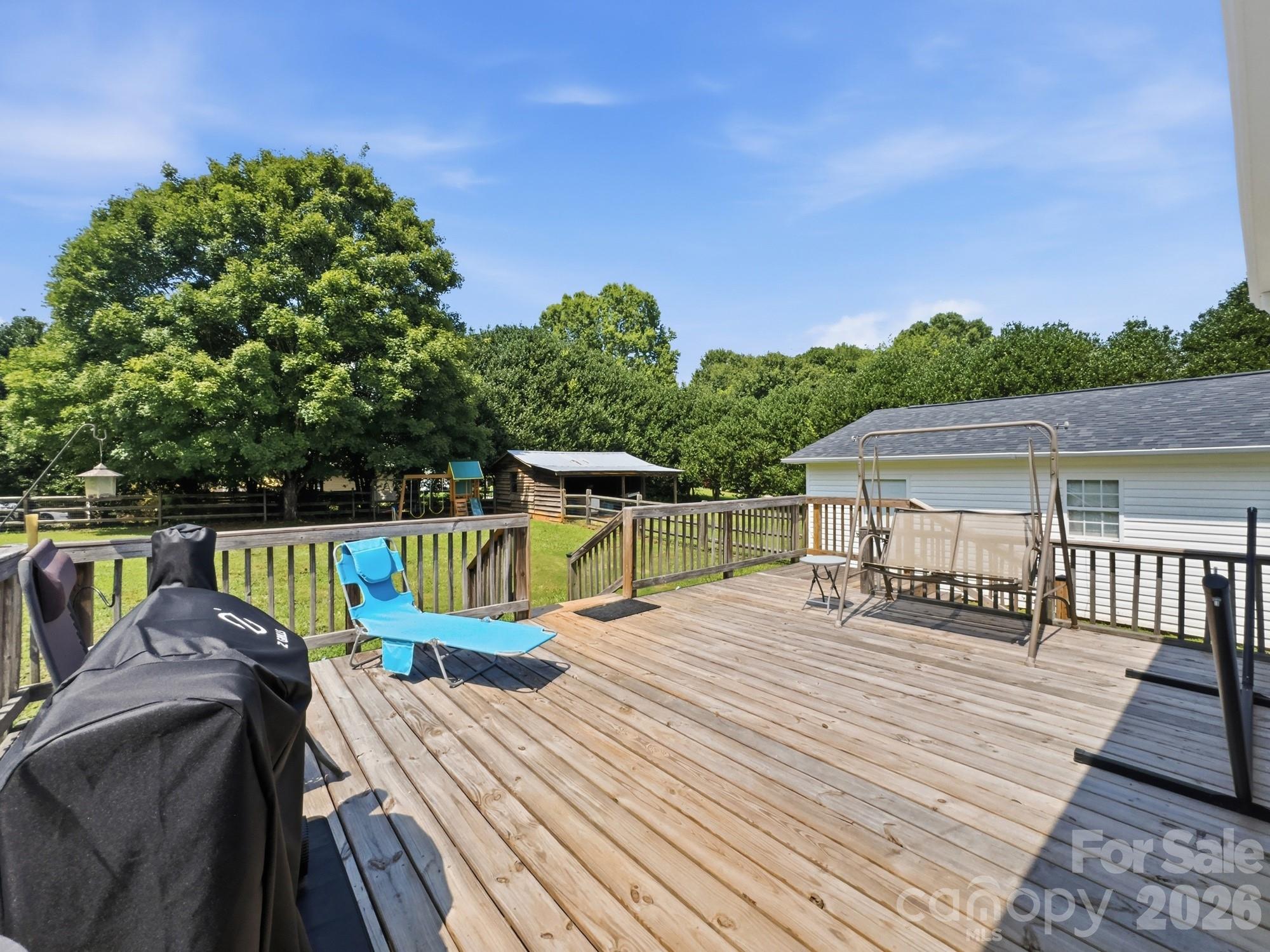 34295 Springdale Drive — New London