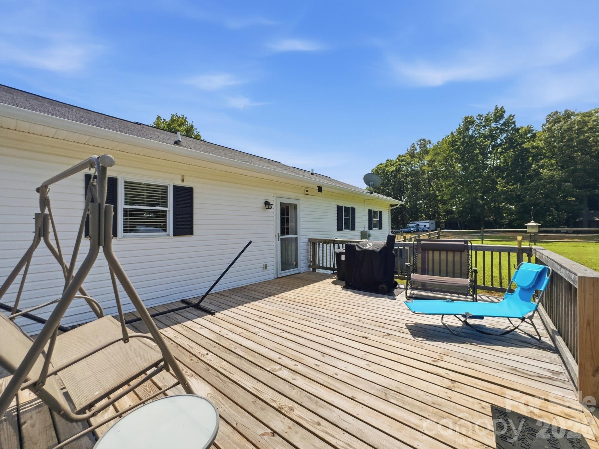 34295 Springdale Drive — New London