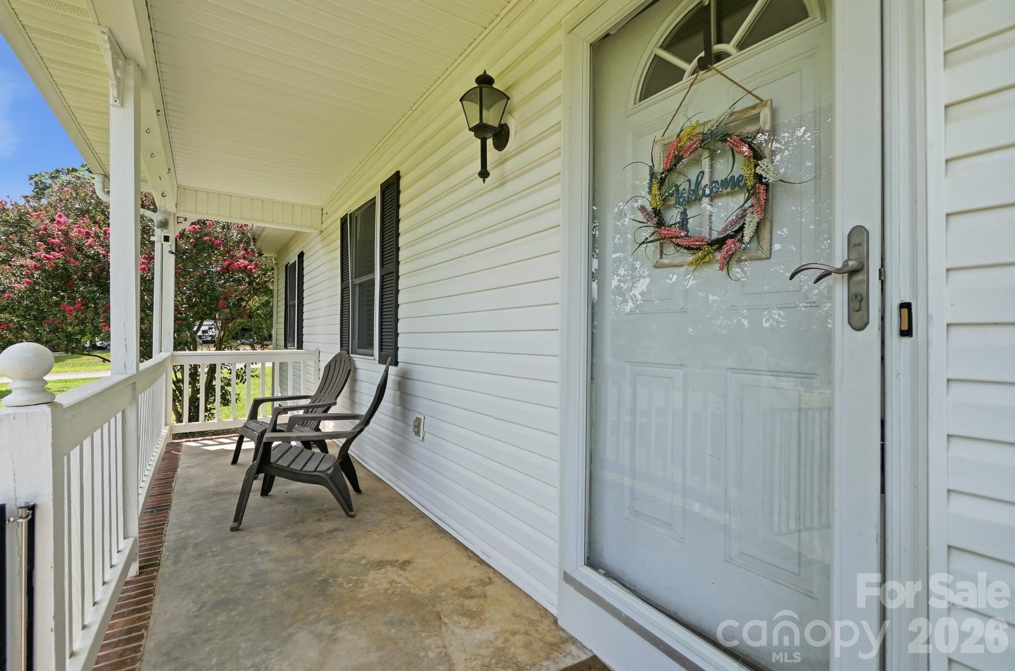 34295 Springdale Drive — New London