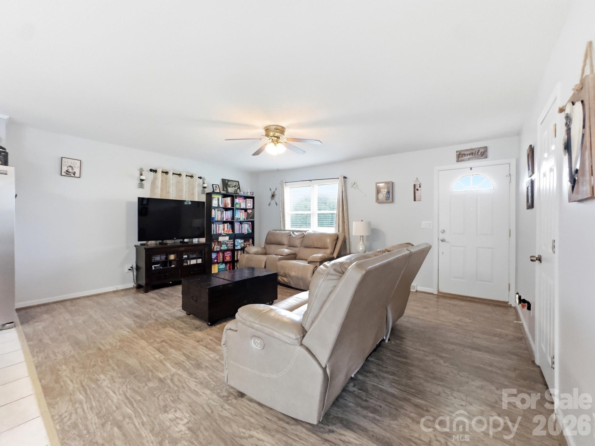 34295 Springdale Drive — New London