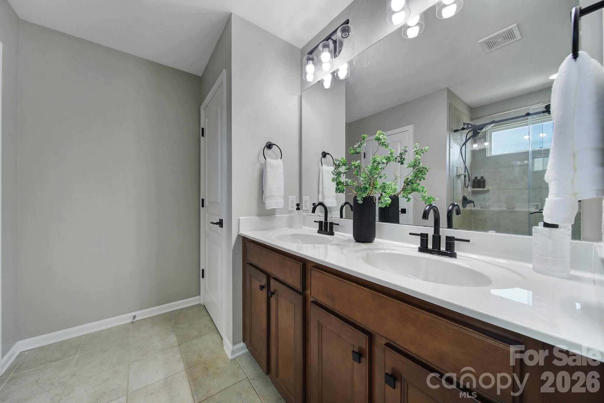 6640 Portland Rose Lane — Charlotte