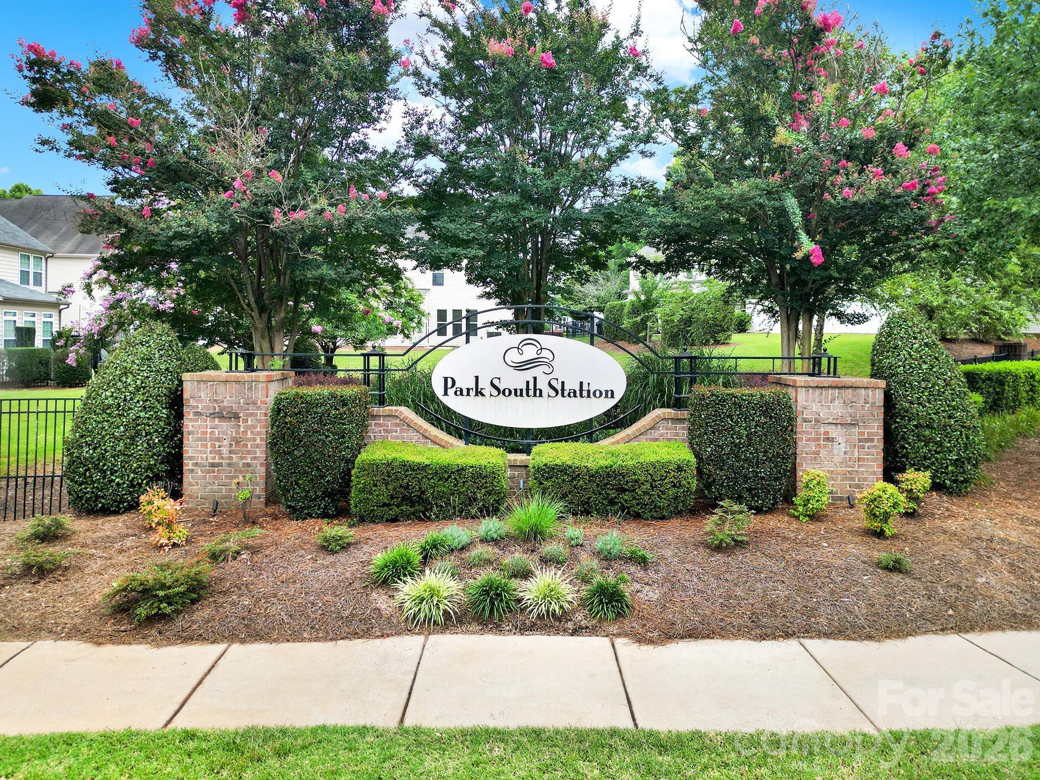 6640 Portland Rose Lane — Charlotte