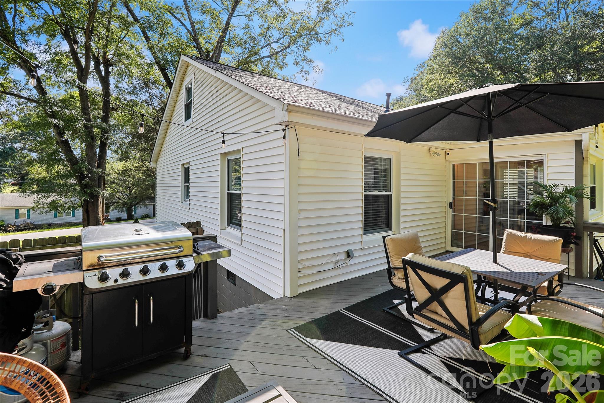 206 Price Street — Mount Holly