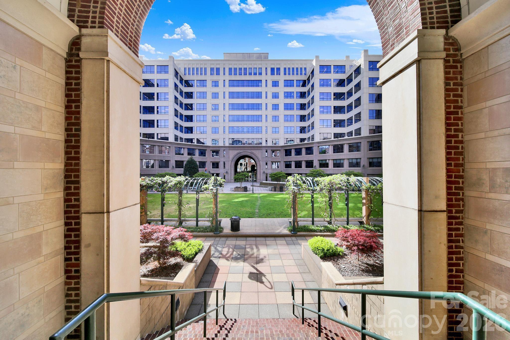 400 N Church Street #516 — Charlotte