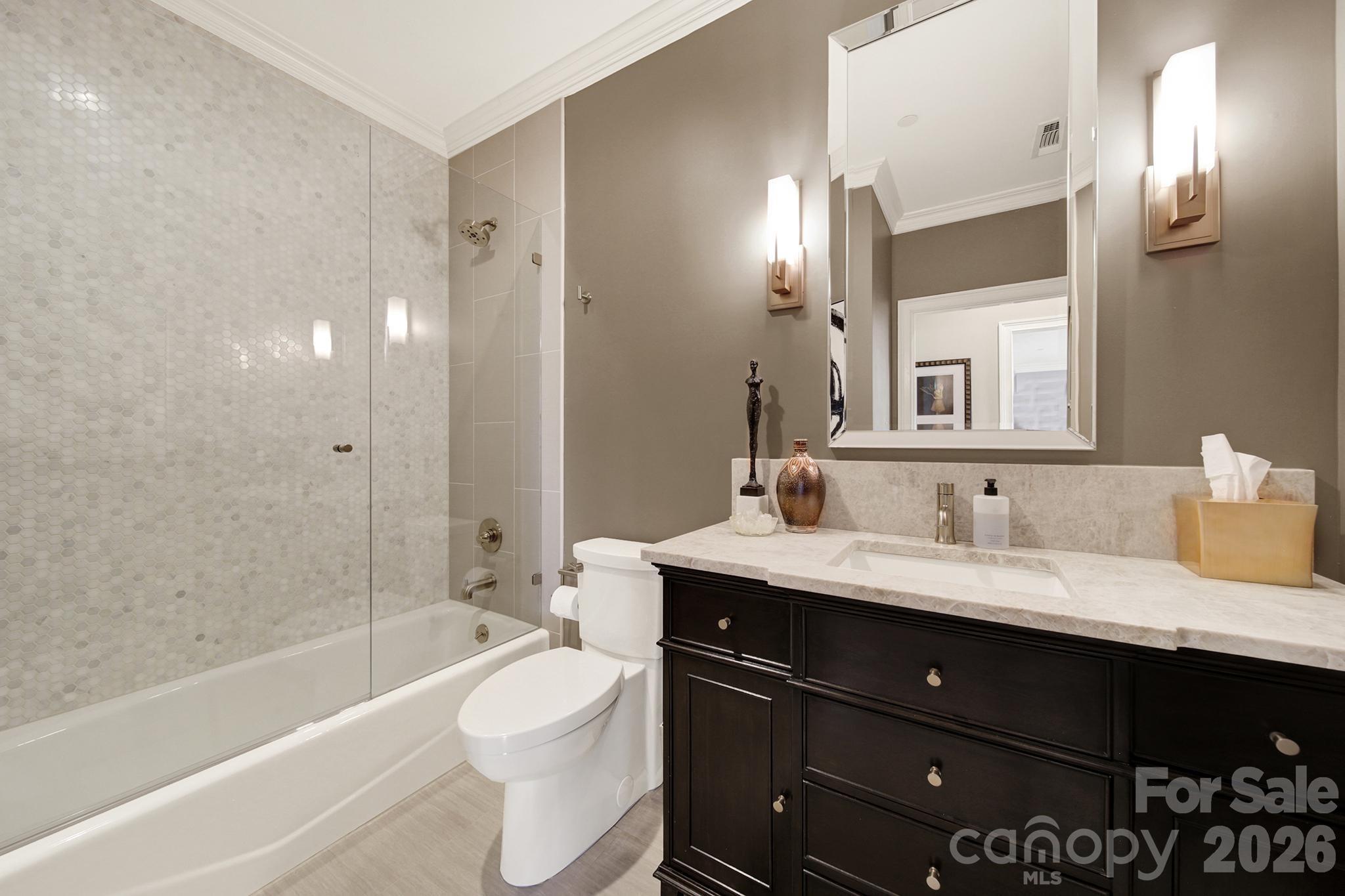 400 N Church Street #516 — Charlotte