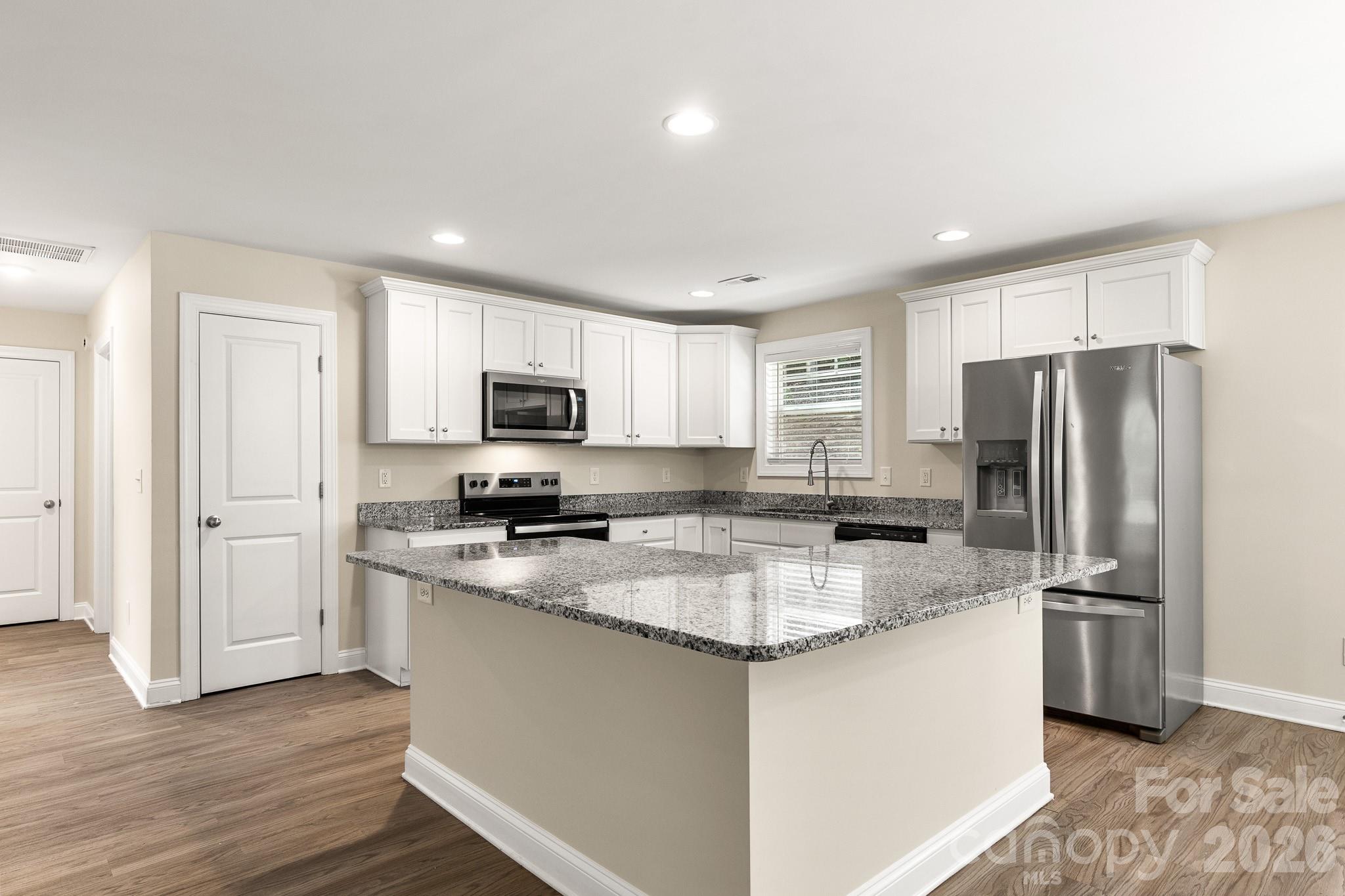 2595 Henry Falls Drive — Hickory