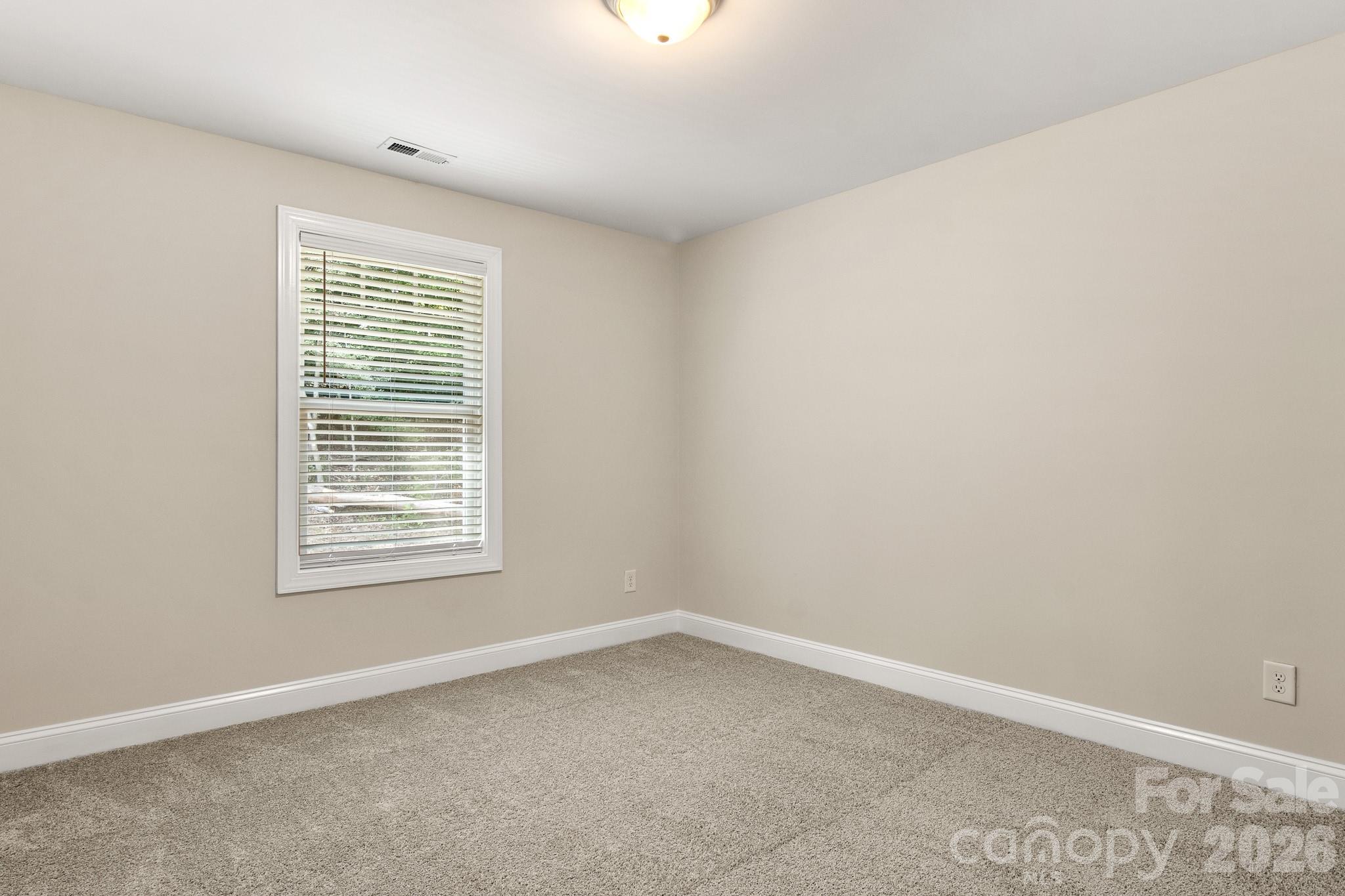 2595 Henry Falls Drive — Hickory