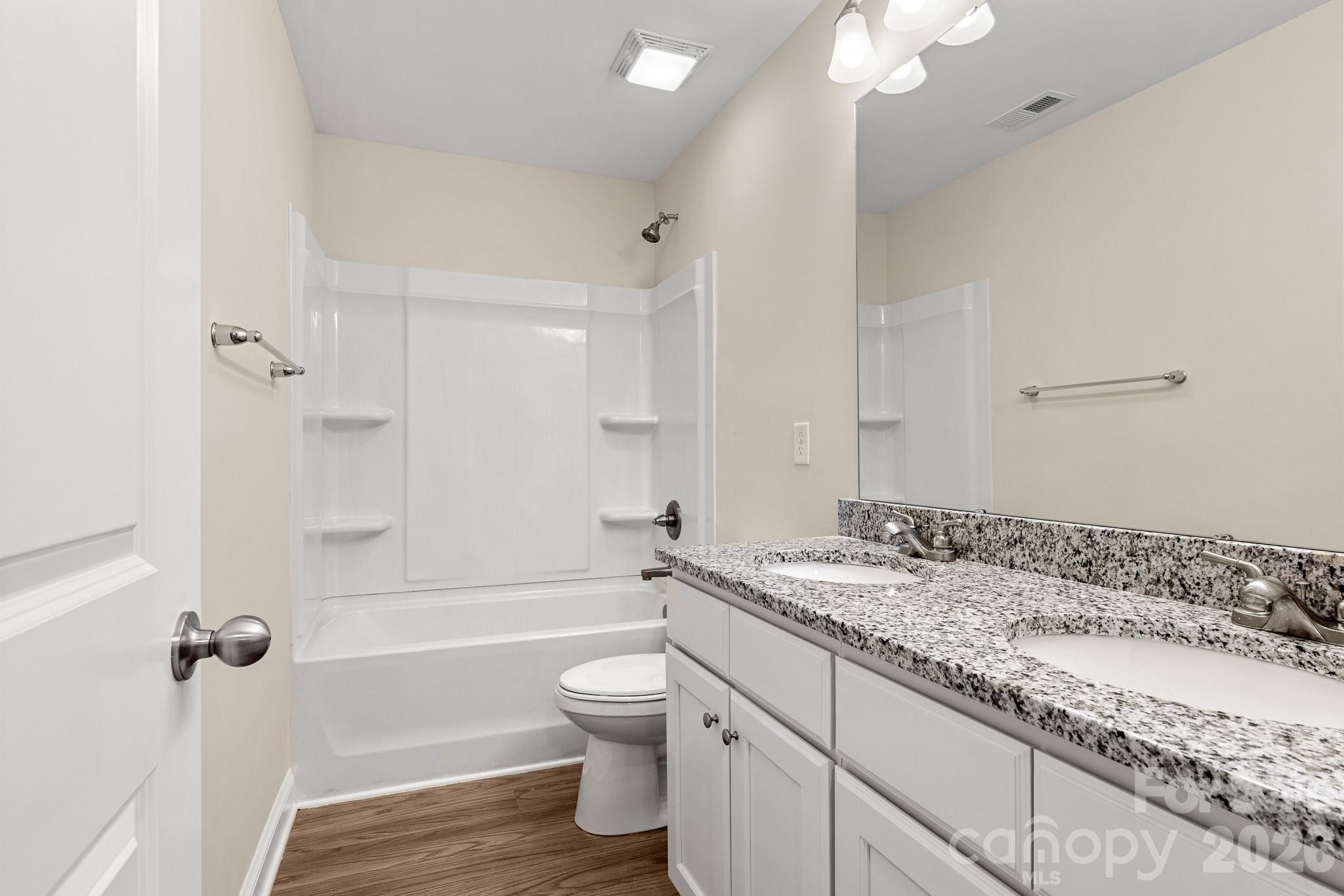 2595 Henry Falls Drive — Hickory