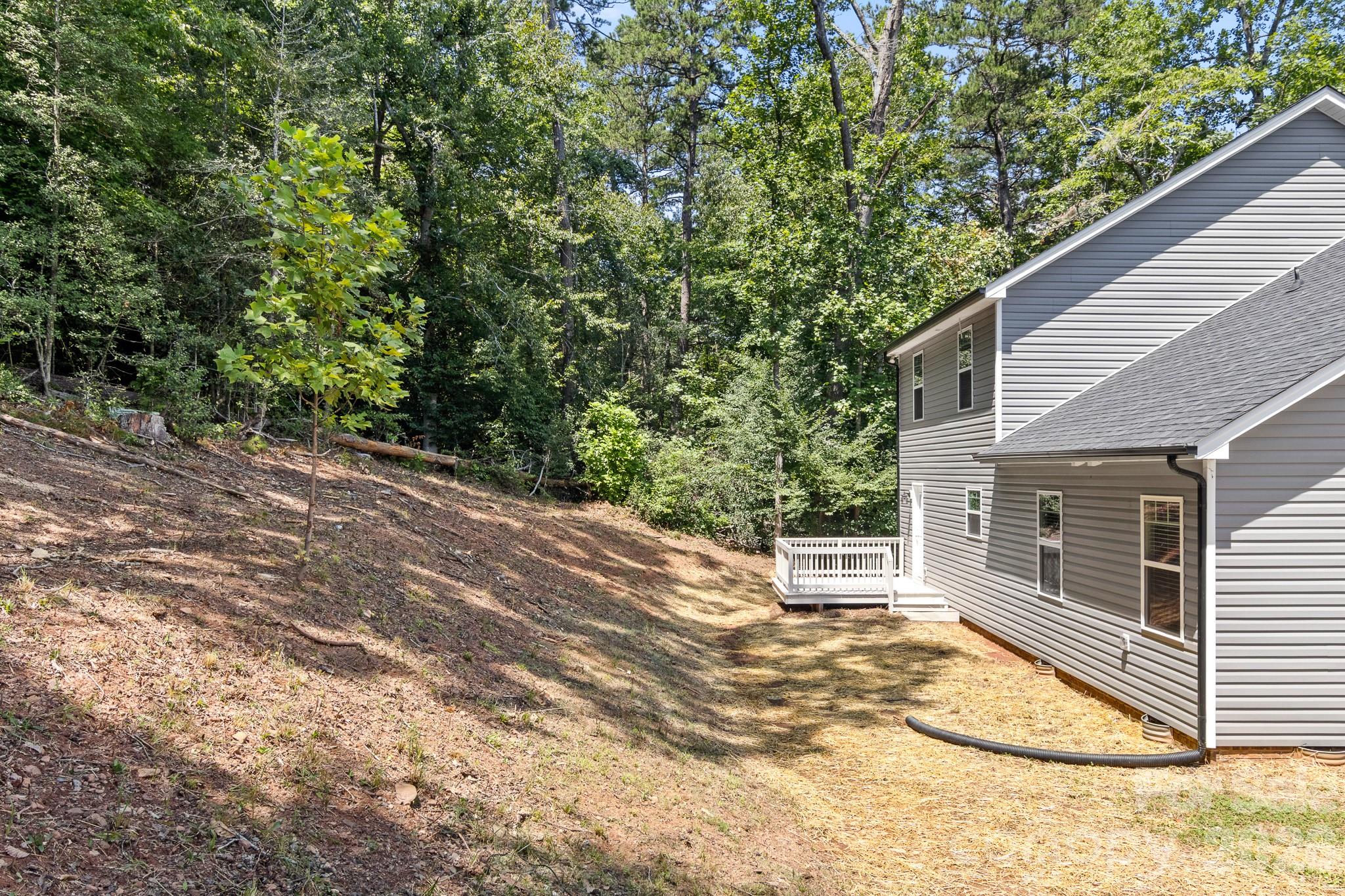 2595 Henry Falls Drive — Hickory