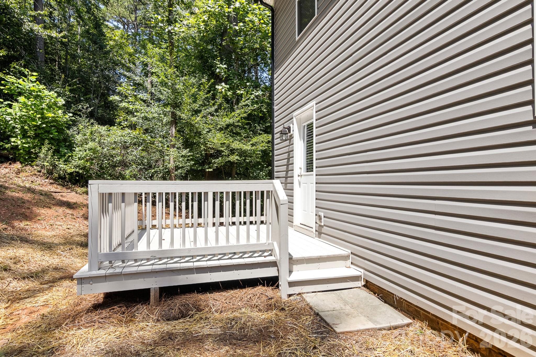 2595 Henry Falls Drive — Hickory