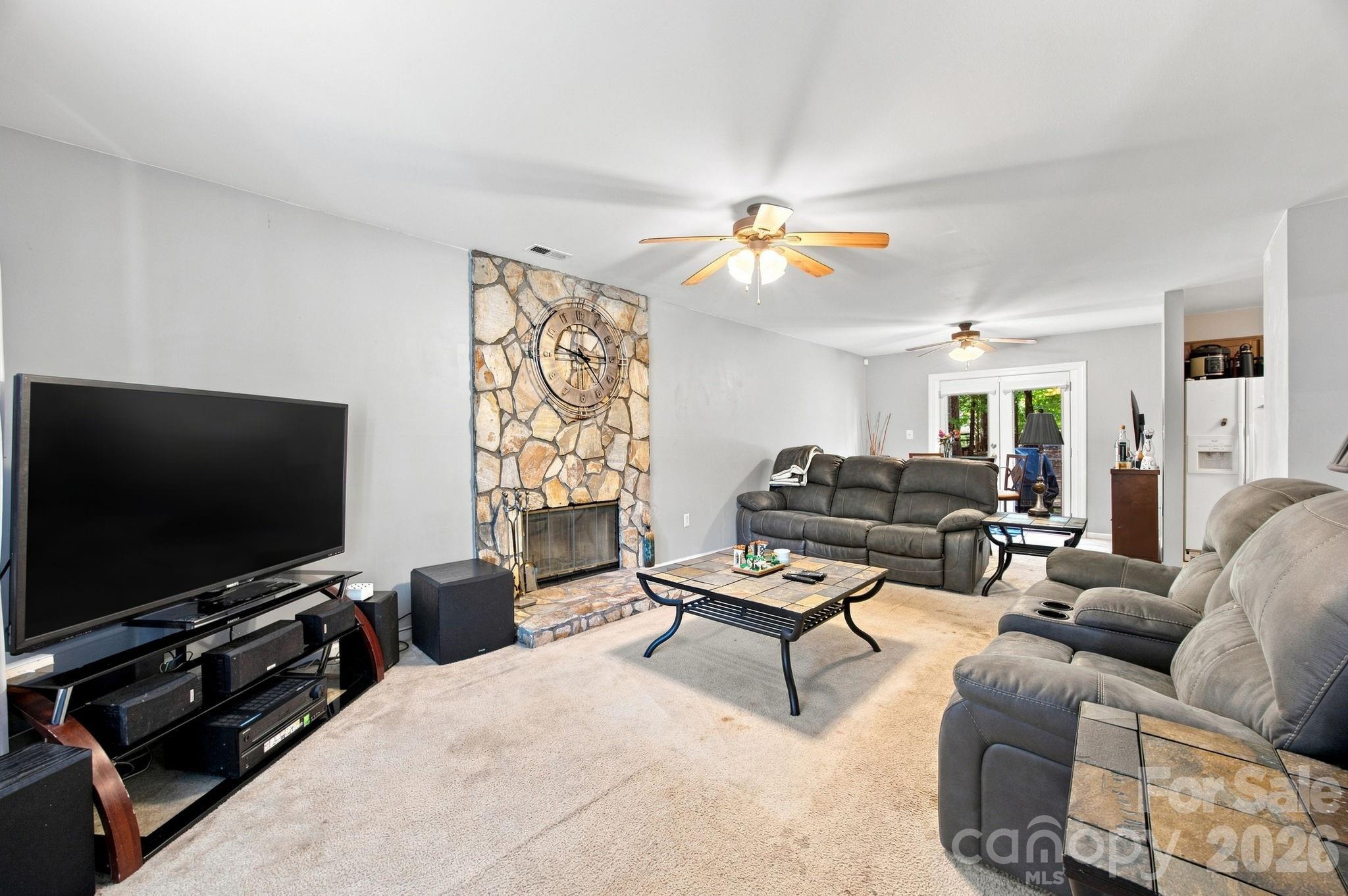 5512 River Falls Drive #16 — Charlotte