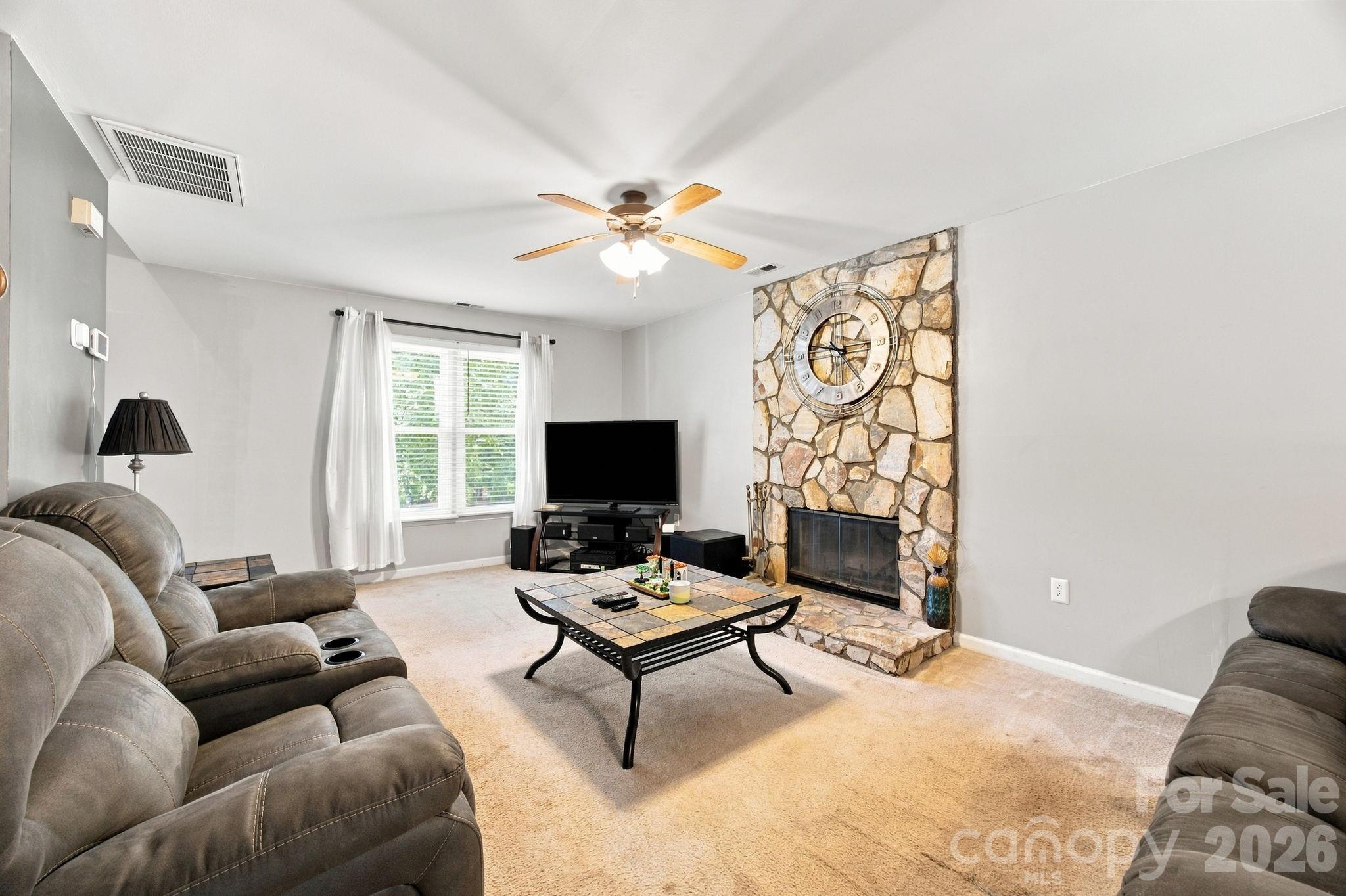 5512 River Falls Drive #16 — Charlotte