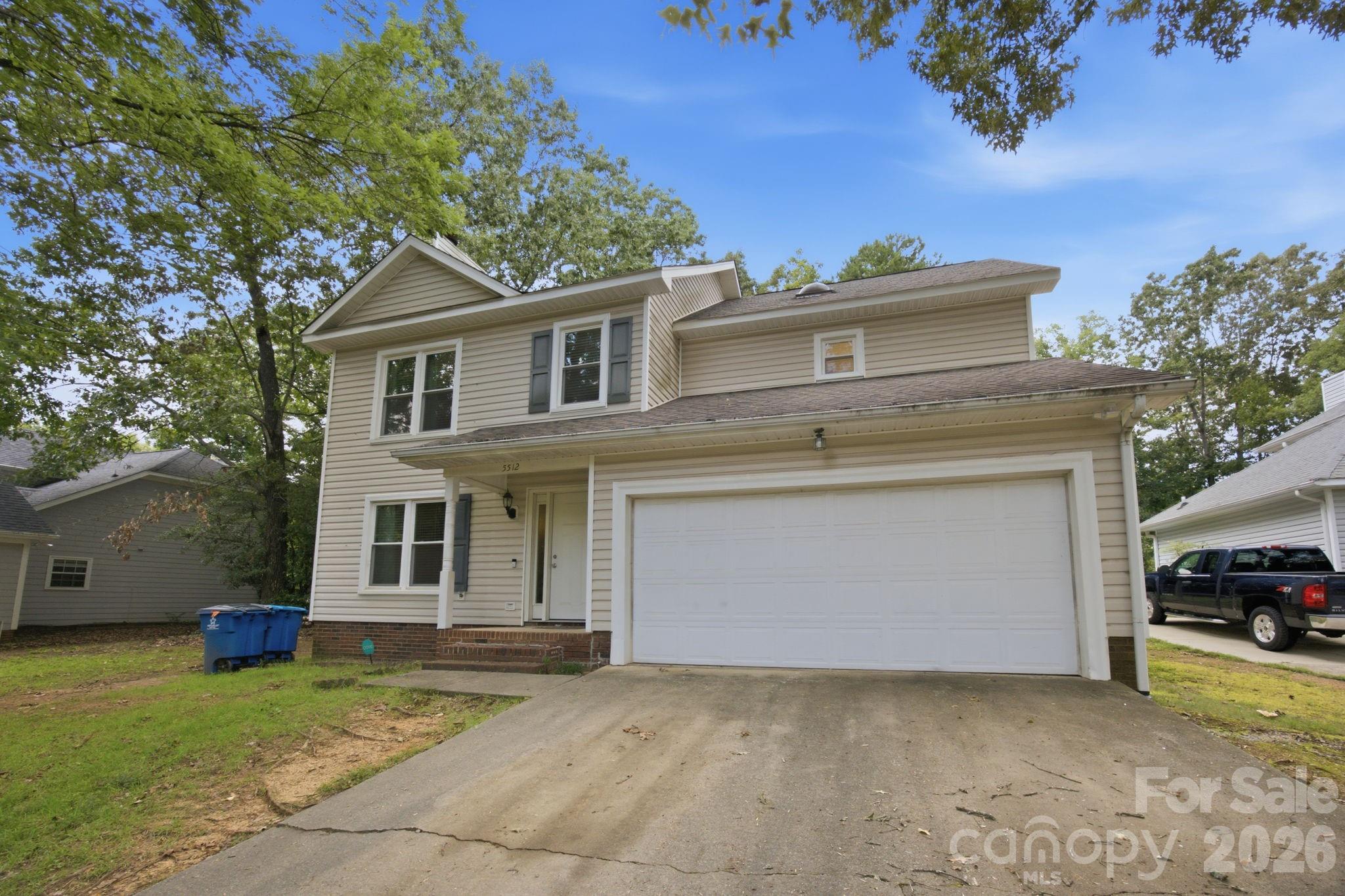 5512 River Falls Drive #16 — Charlotte