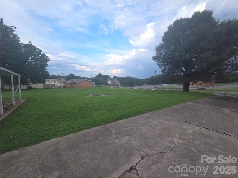 1312 Salem Road — Morganton