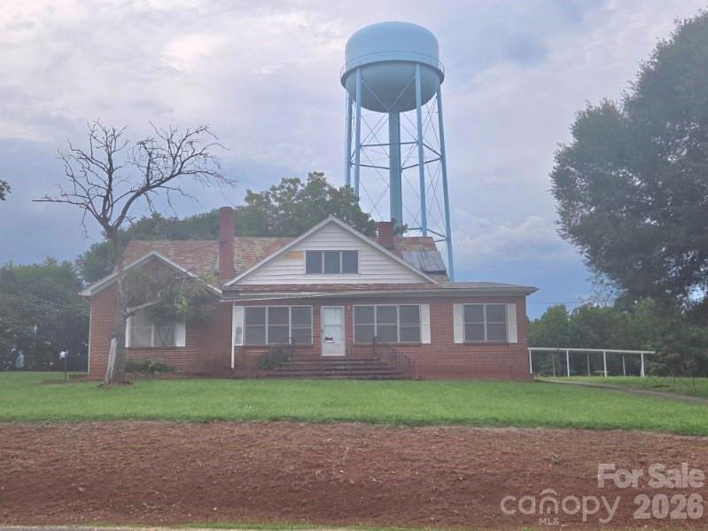 1312 Salem Road — Morganton