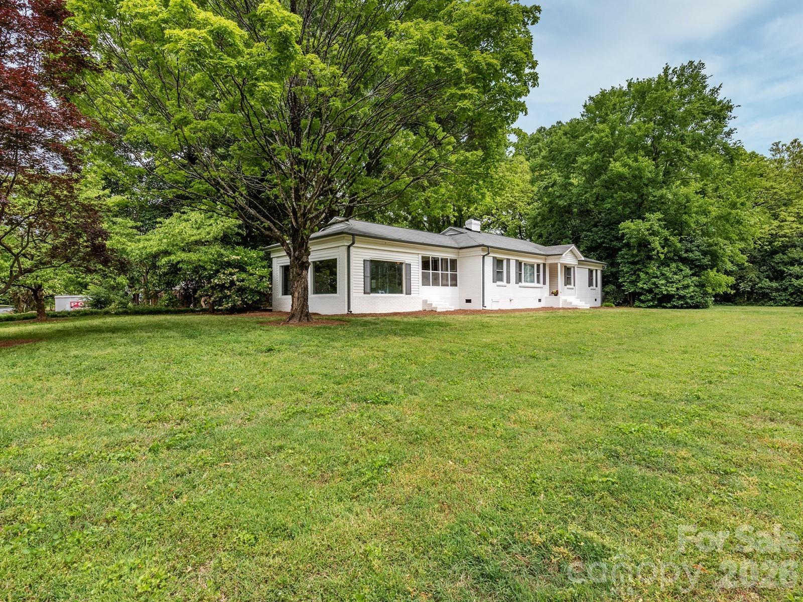 1301 N Sharon Amity Road — Charlotte