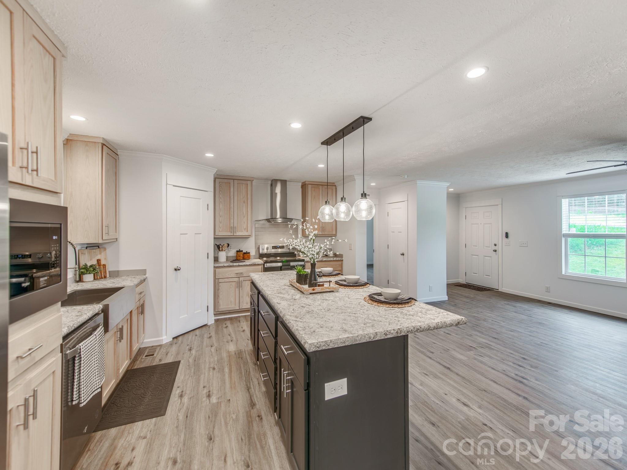 7822 Stillwater Drive — Sherrills Ford