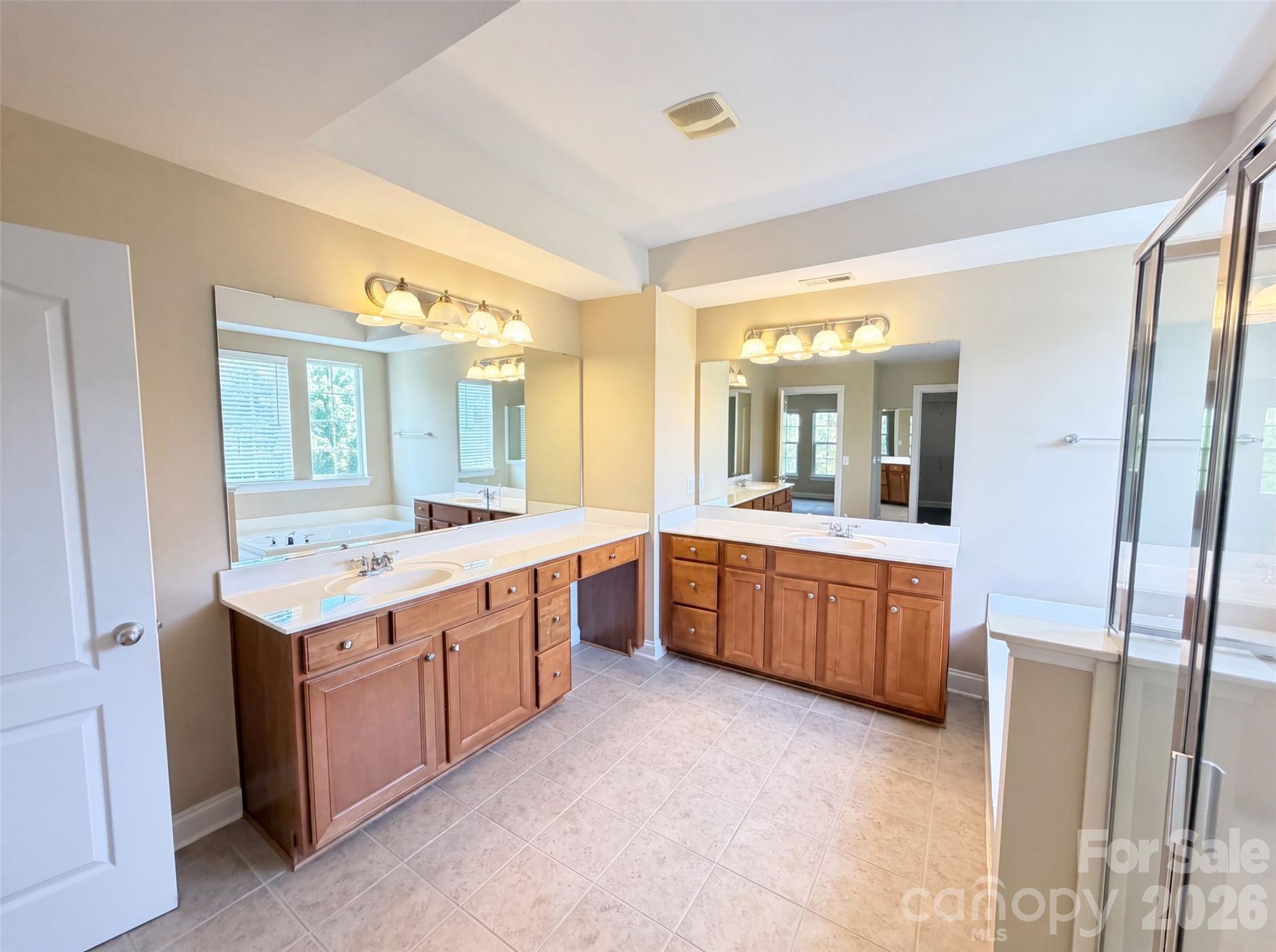 9928 Daufuskie Drive — Charlotte