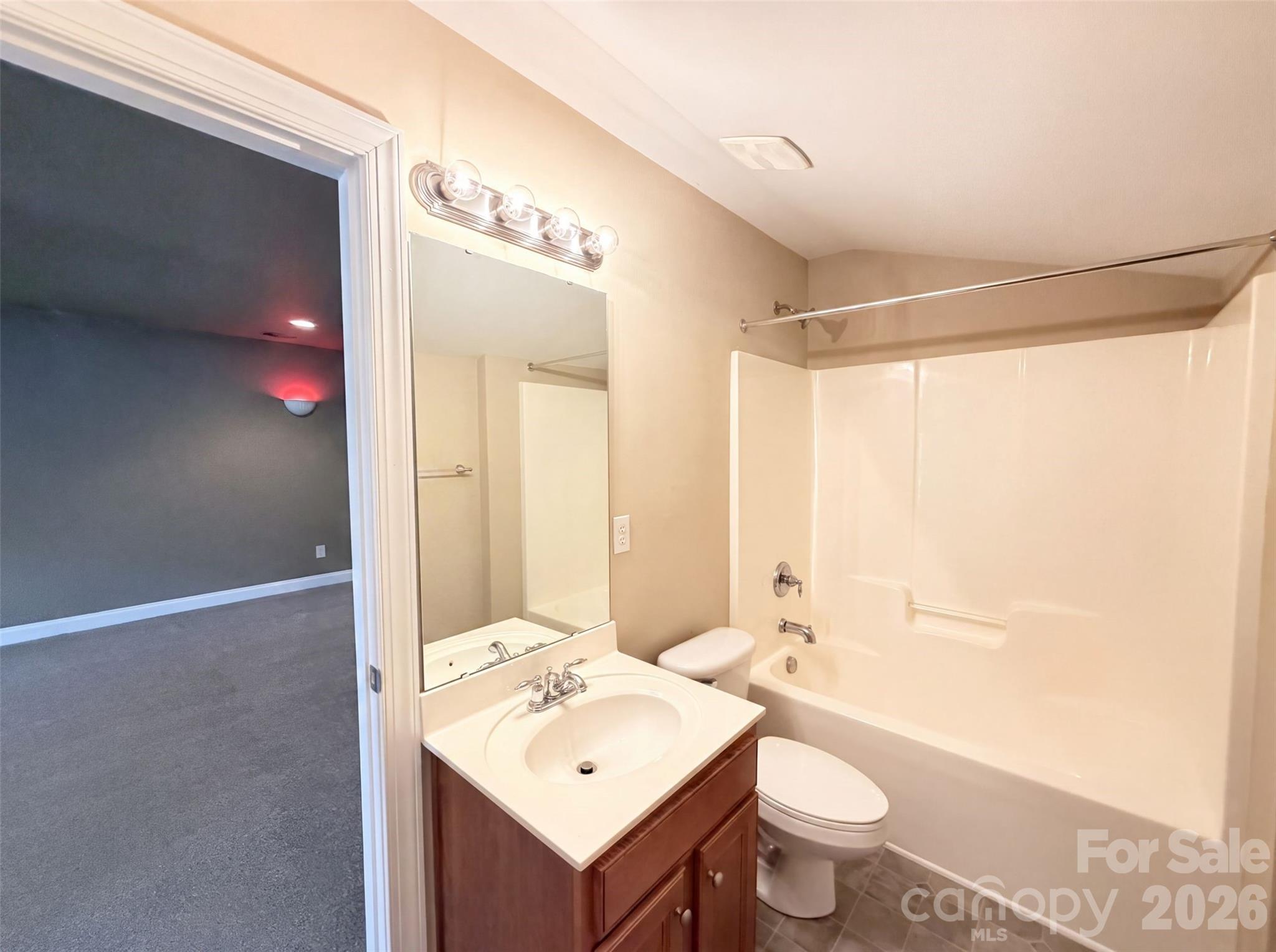 9928 Daufuskie Drive — Charlotte