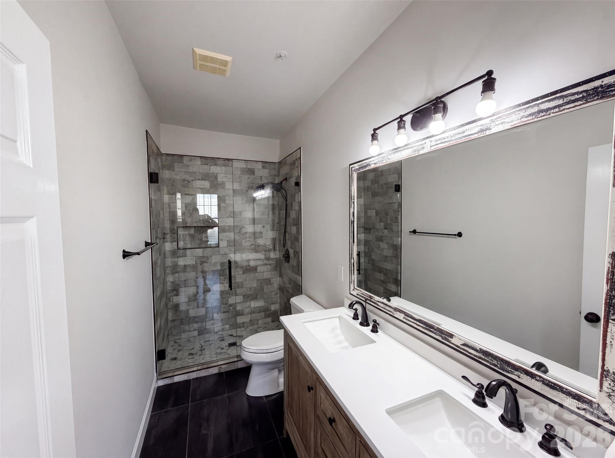 7129 Founders Club Court — Charlotte