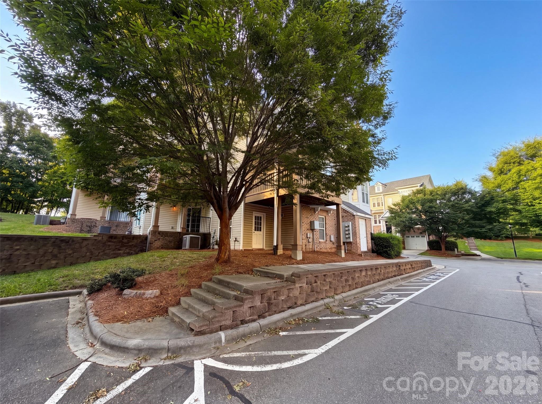 7129 Founders Club Court — Charlotte