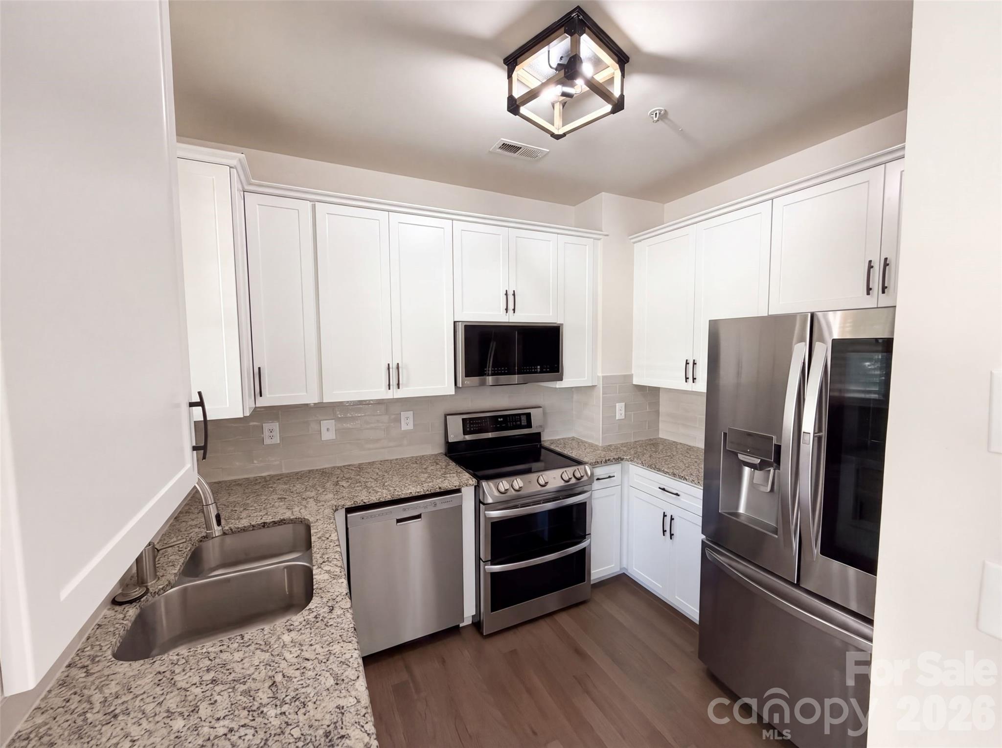 7129 Founders Club Court — Charlotte