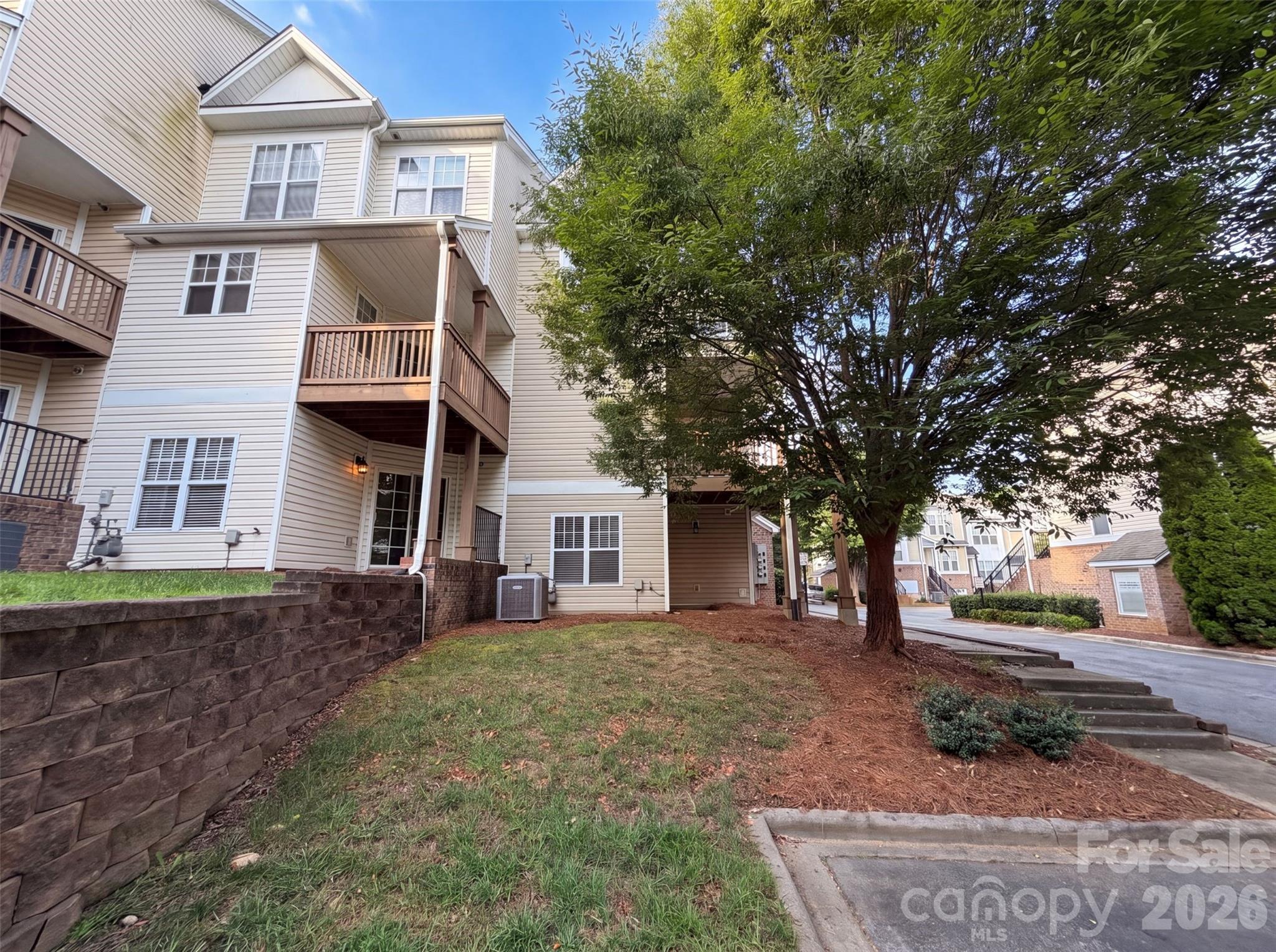 7129 Founders Club Court — Charlotte