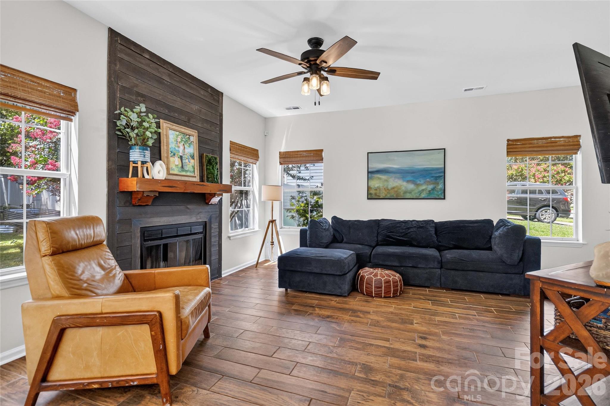 8914 Raven Park Drive — Charlotte