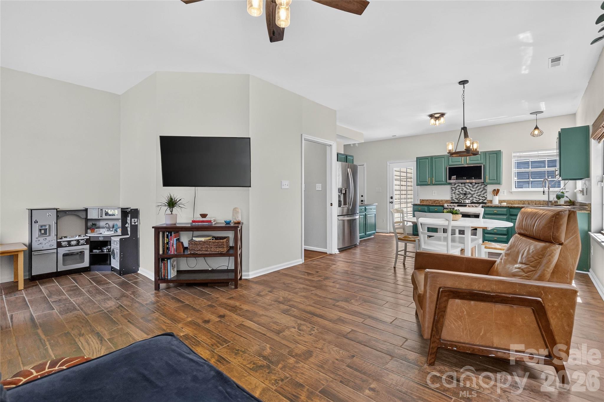 8914 Raven Park Drive — Charlotte