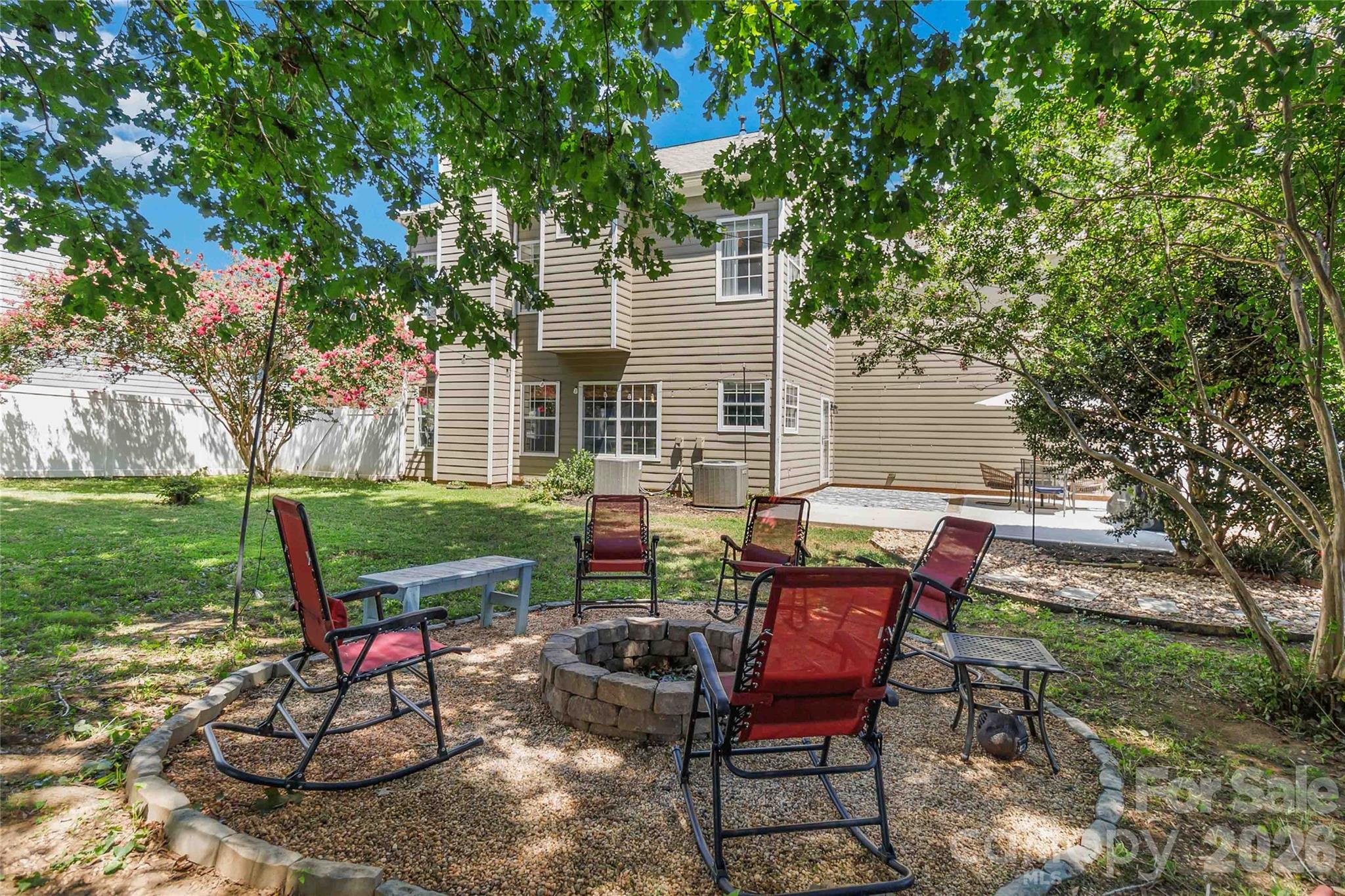 8914 Raven Park Drive — Charlotte