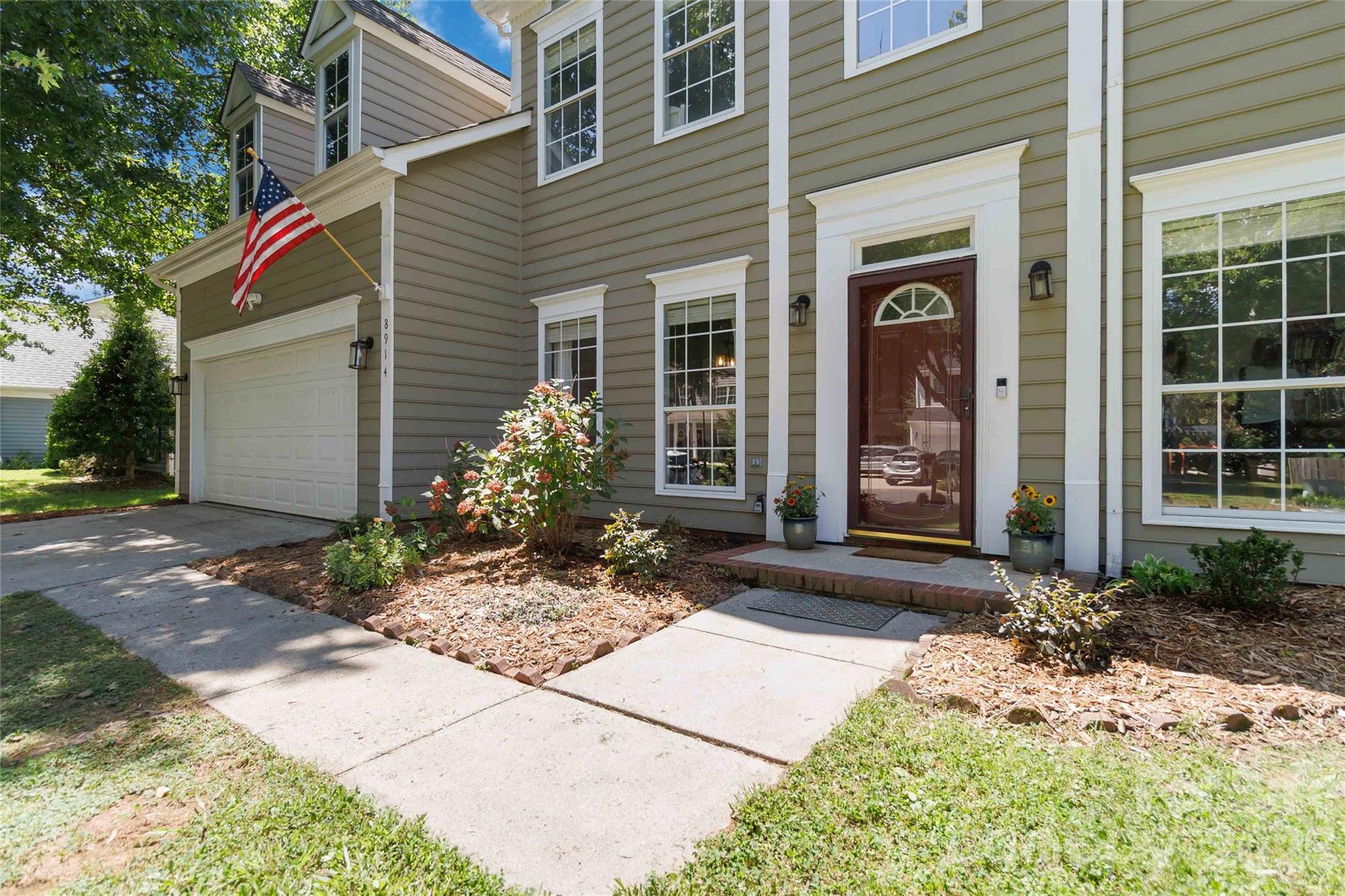 8914 Raven Park Drive — Charlotte