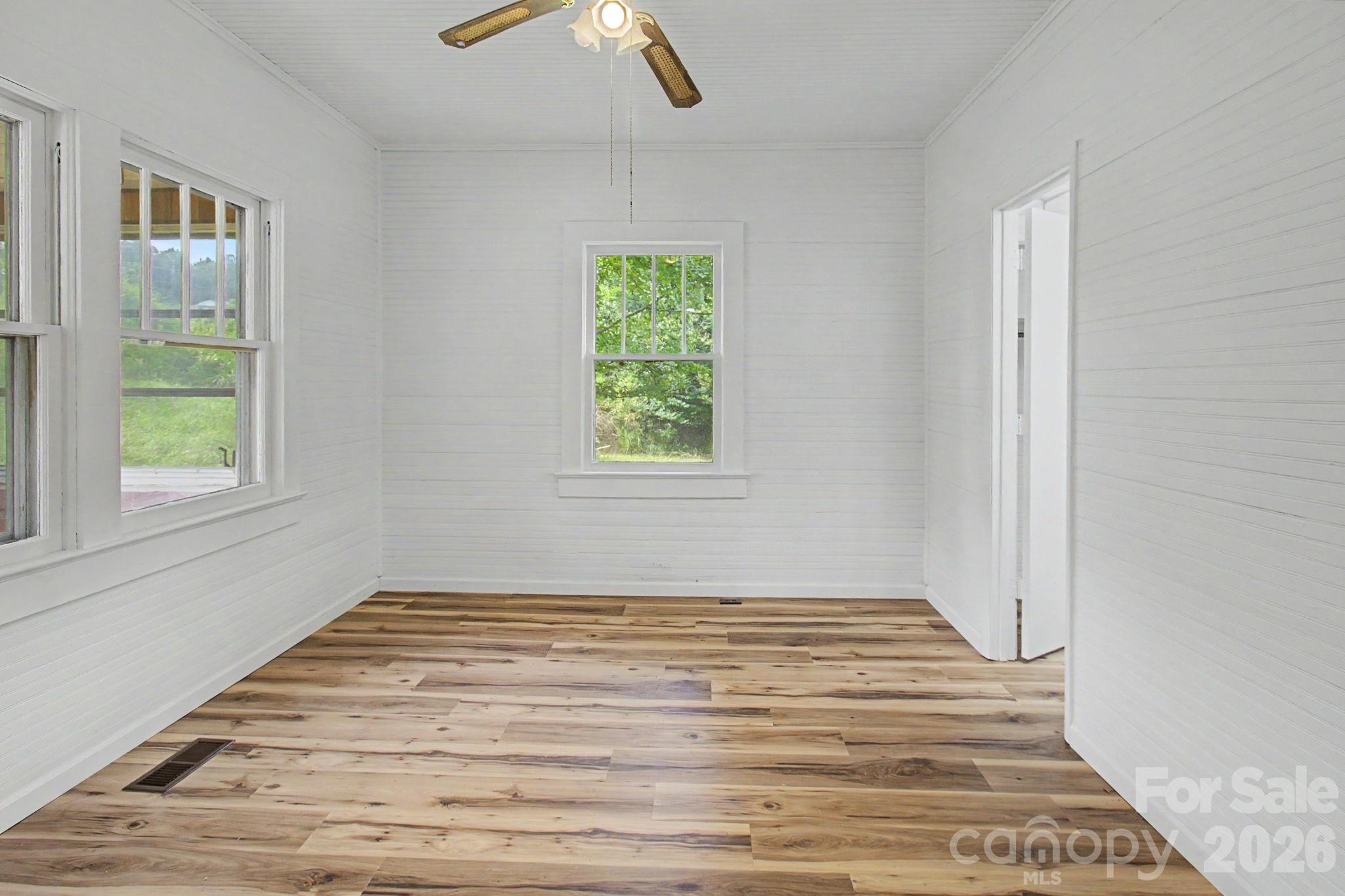47 Stone Cottage Road — Mars Hill