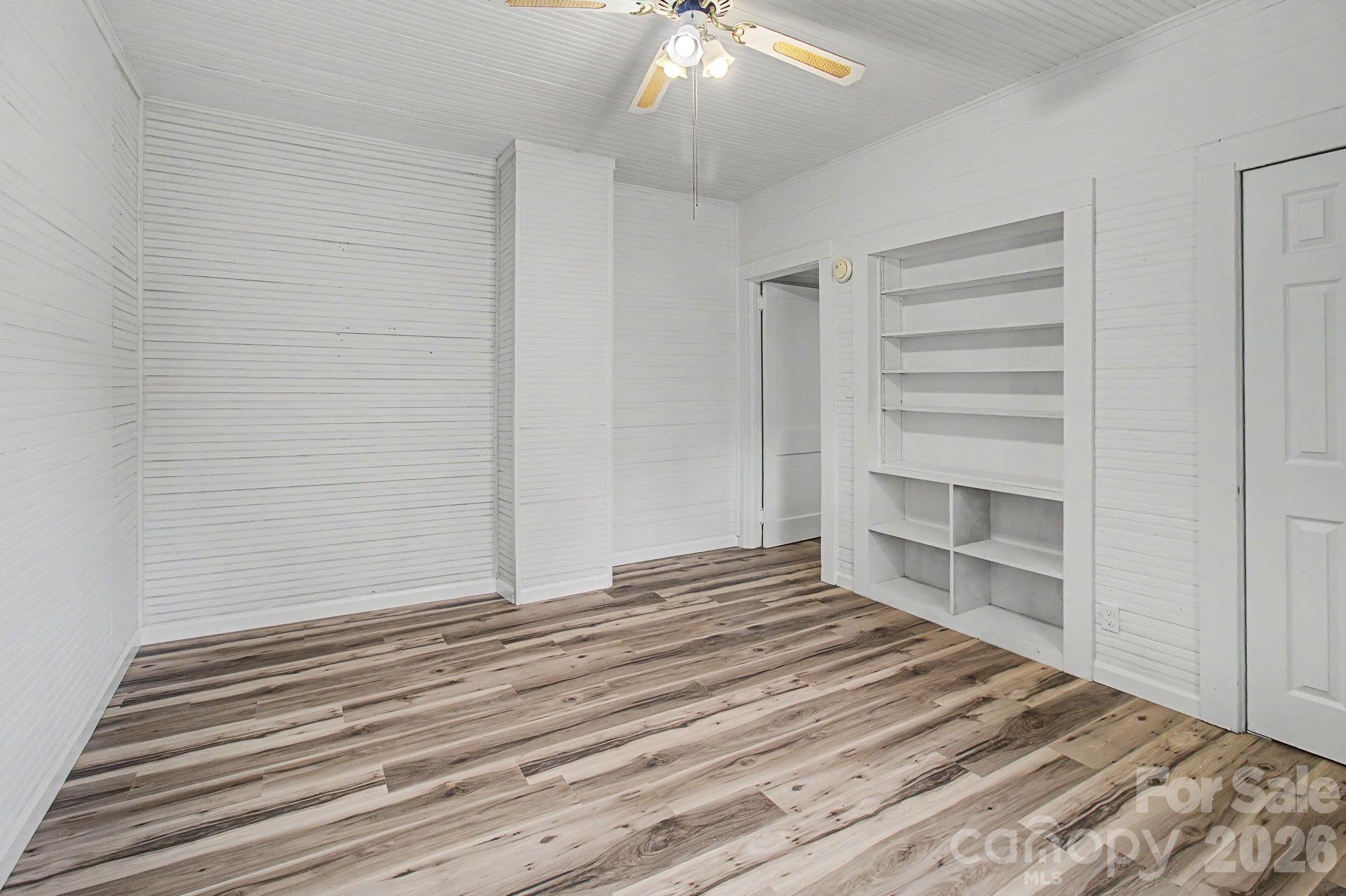 47 Stone Cottage Road — Mars Hill