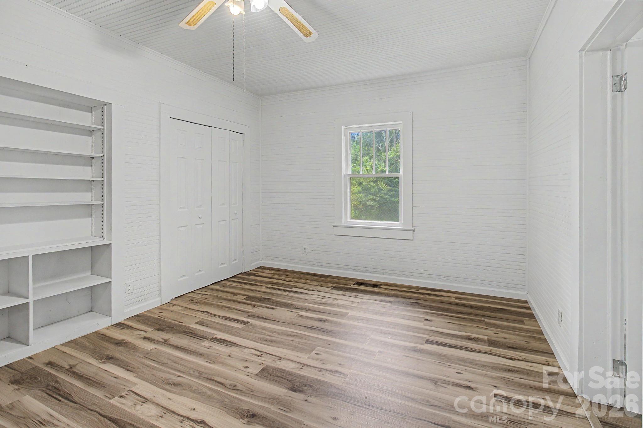 47 Stone Cottage Road — Mars Hill