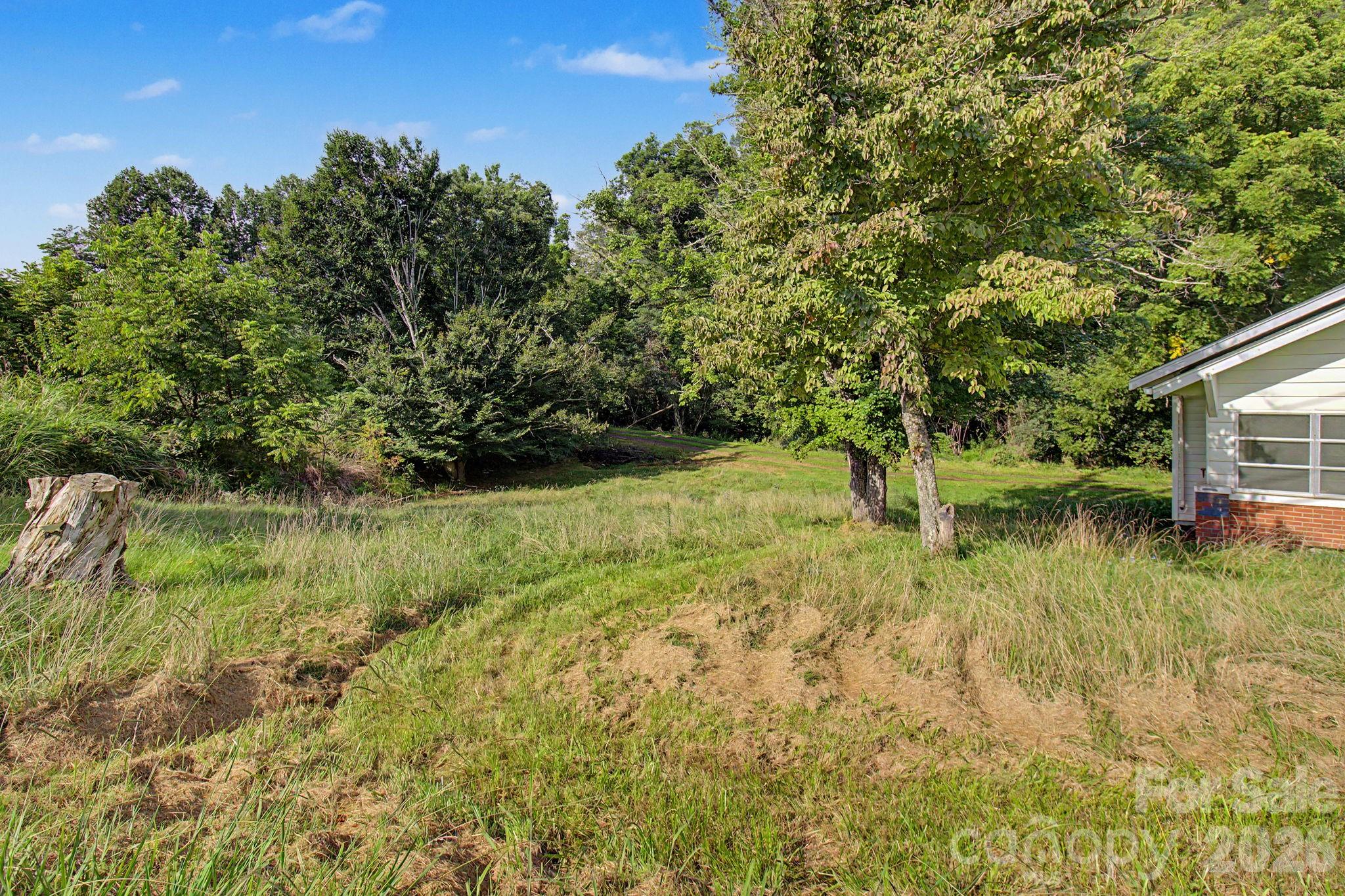 47 Stone Cottage Road — Mars Hill