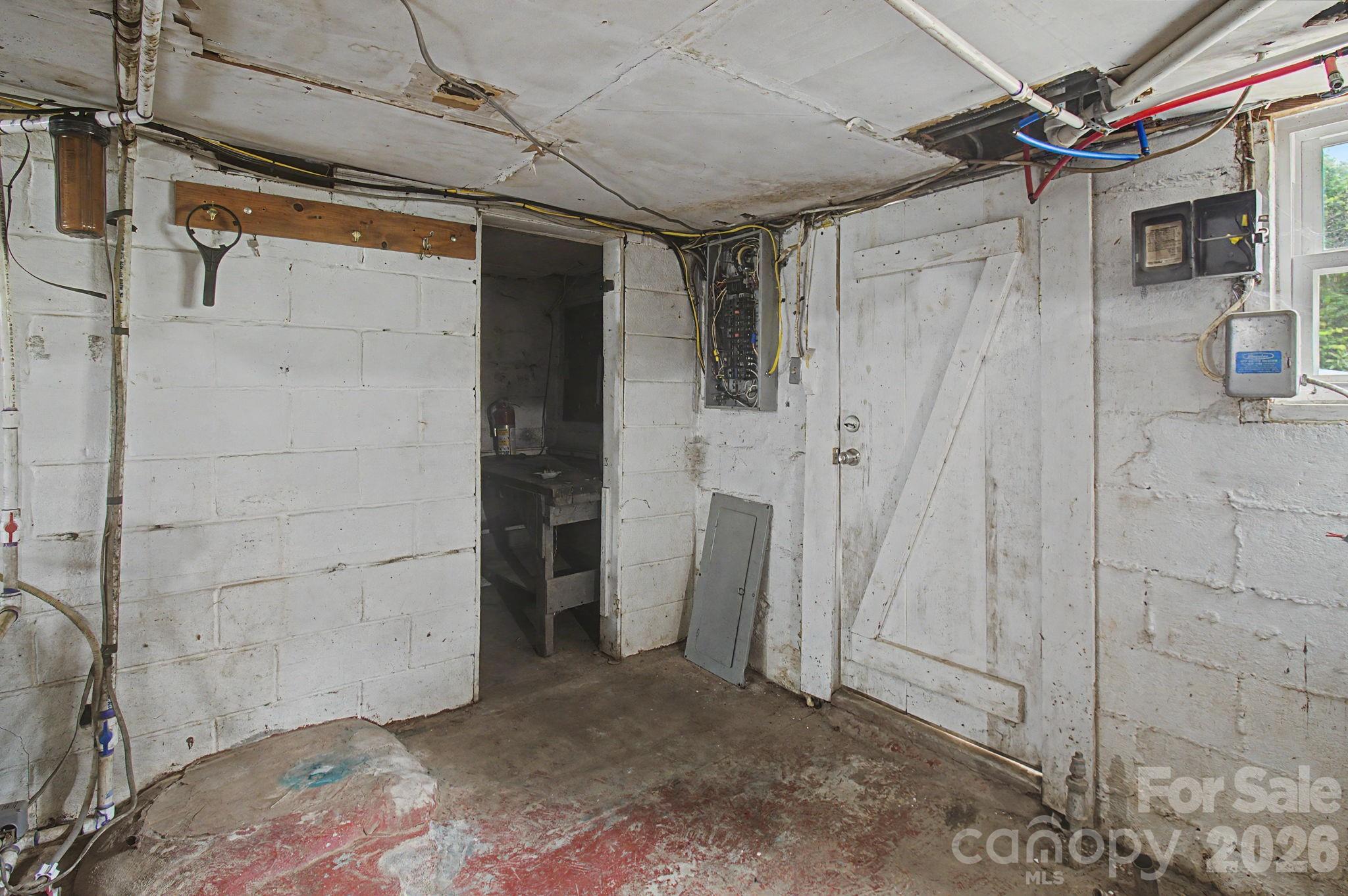 47 Stone Cottage Road — Mars Hill