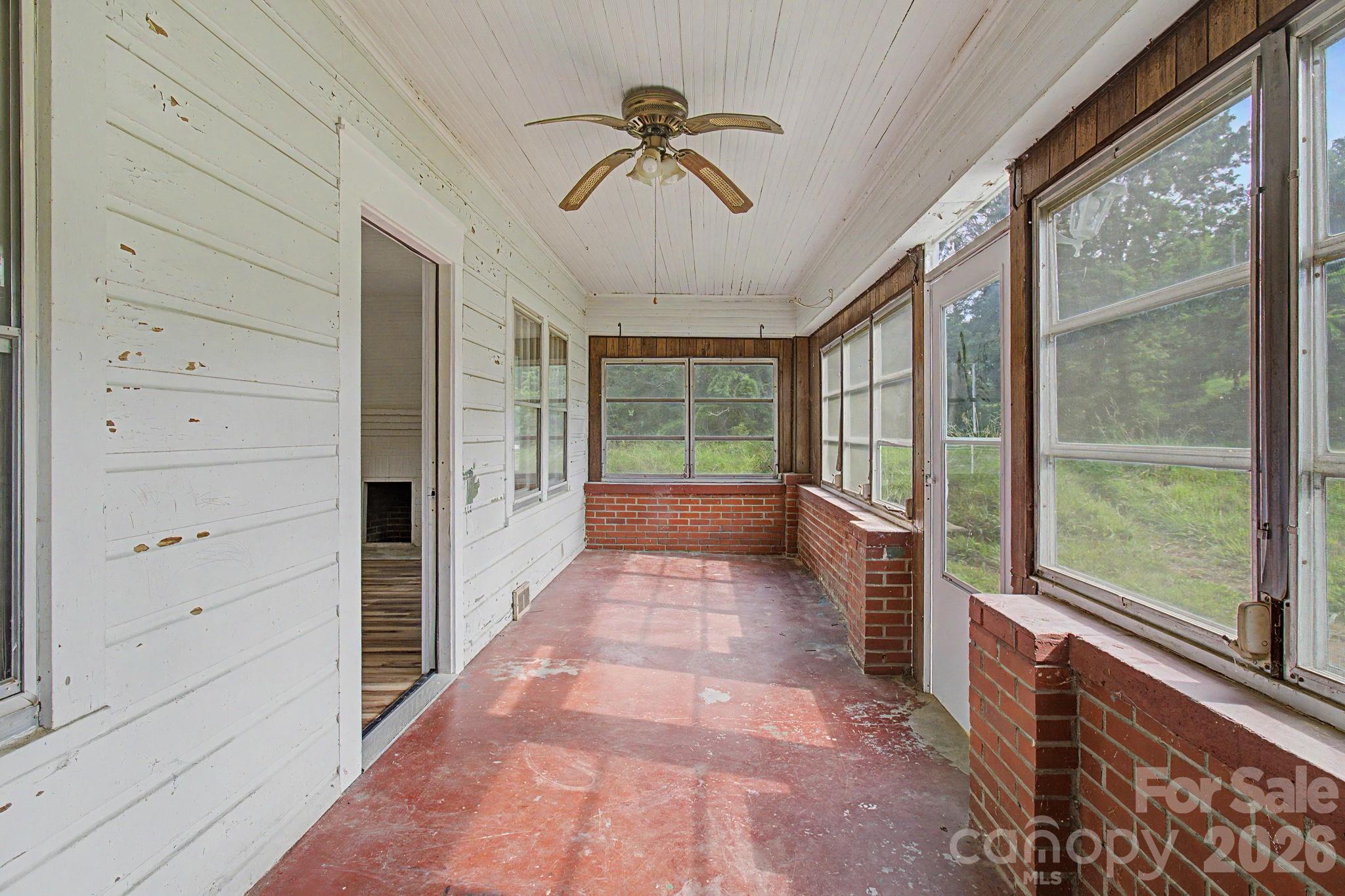 47 Stone Cottage Road — Mars Hill
