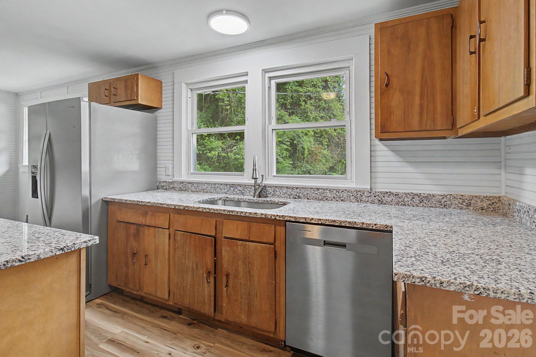 47 Stone Cottage Road — Mars Hill