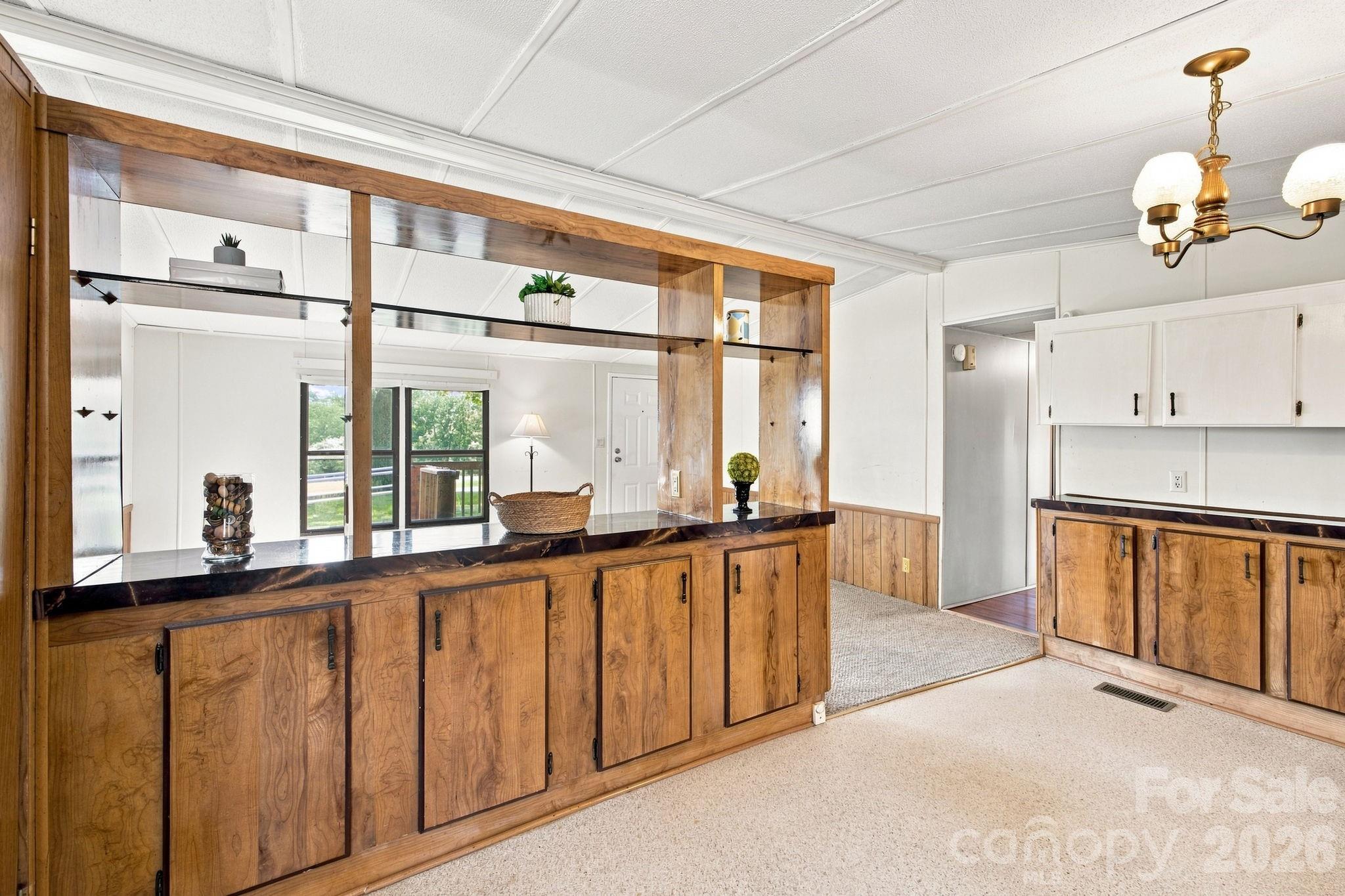 3411 Yount Road — Newton