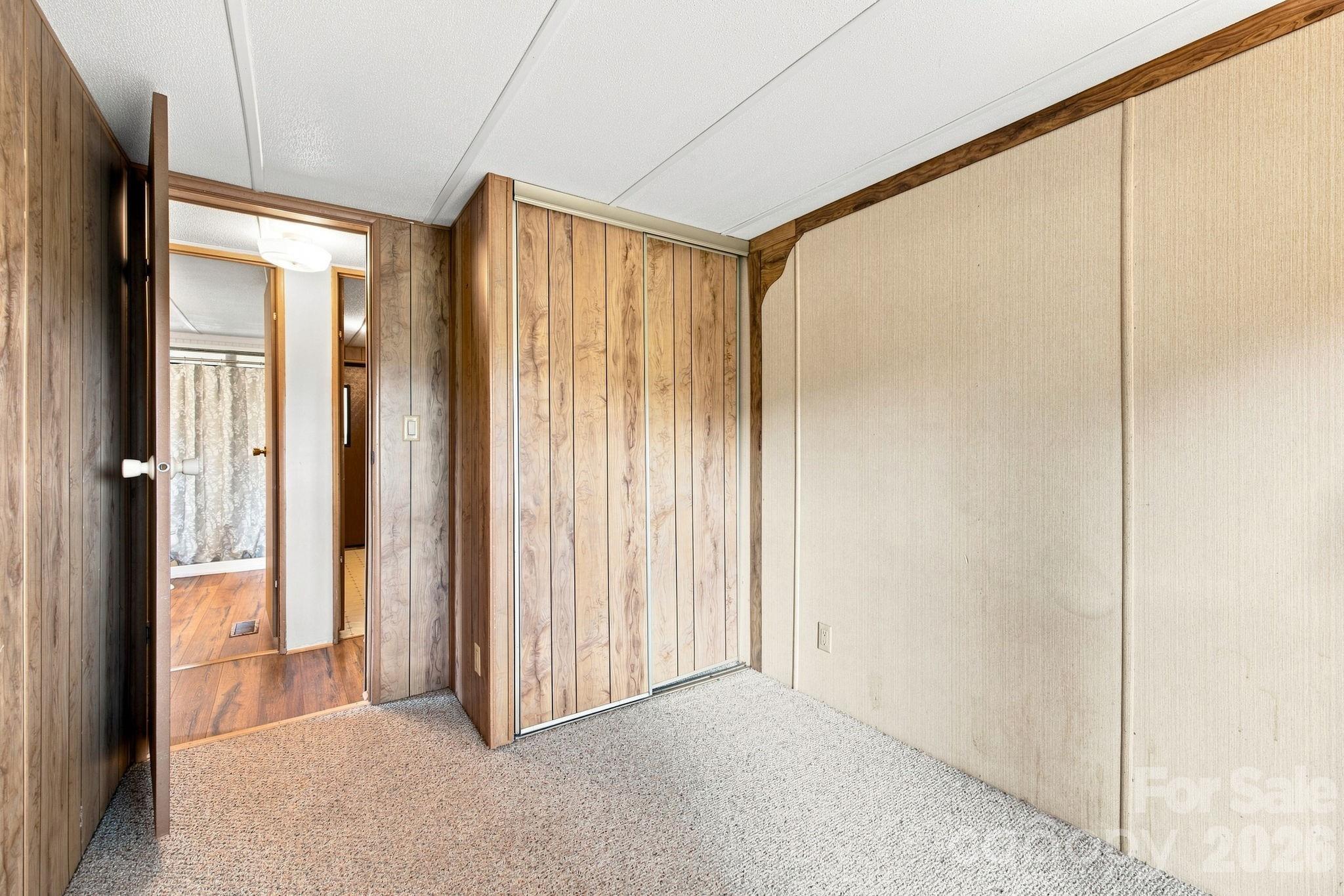 3411 Yount Road — Newton