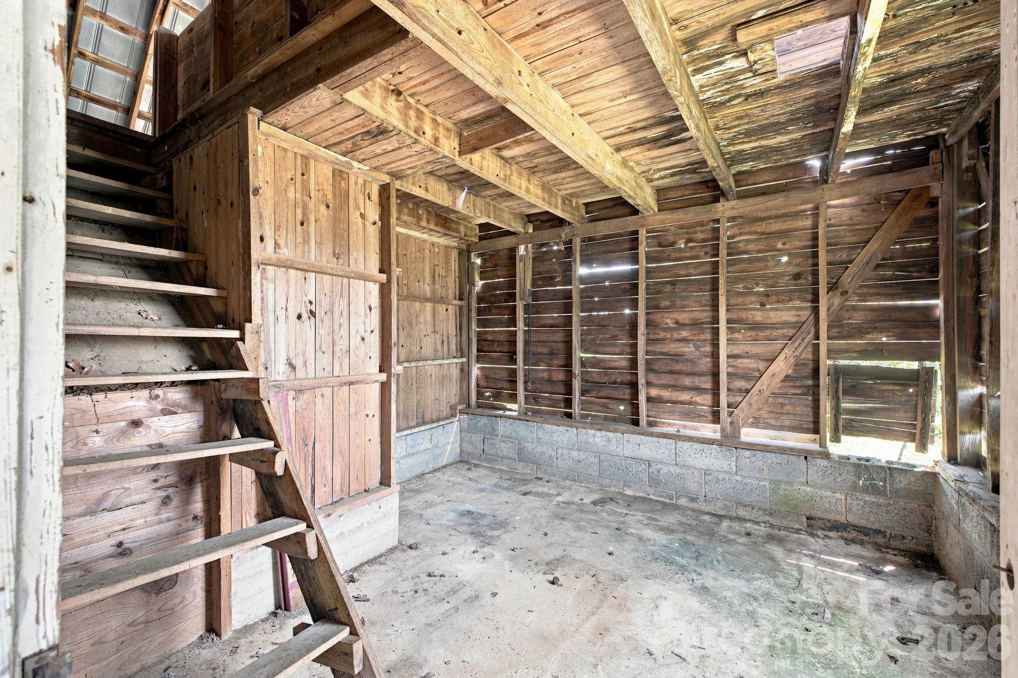 3411 Yount Road — Newton
