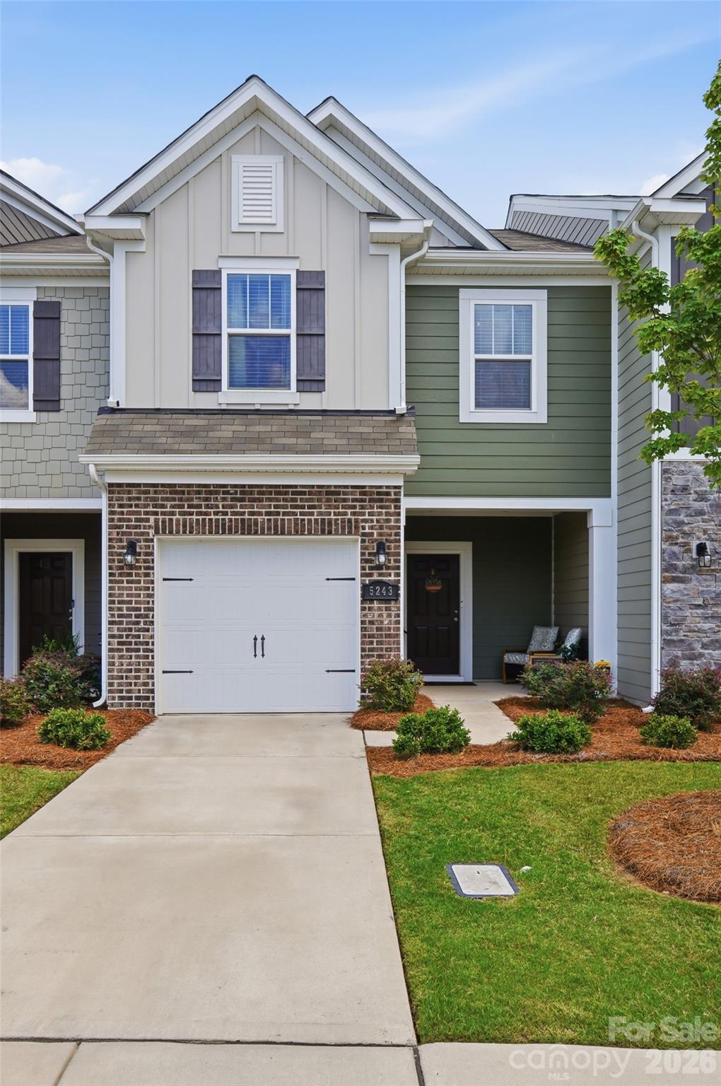 5243 Maynard Hill Drive — Monroe