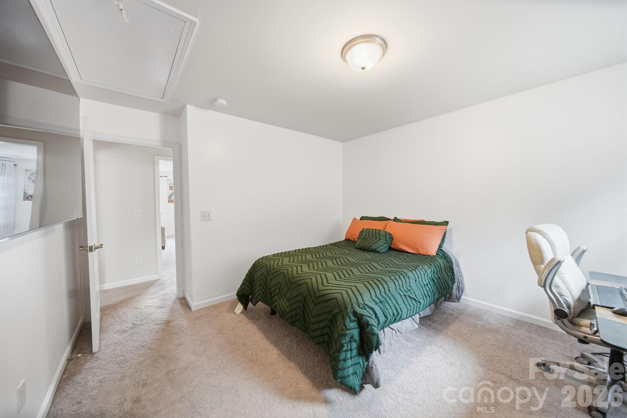 7107 Brookline Place #228 — Huntersville