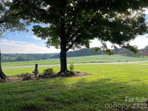 1211 Sharon School Road — Stony Point